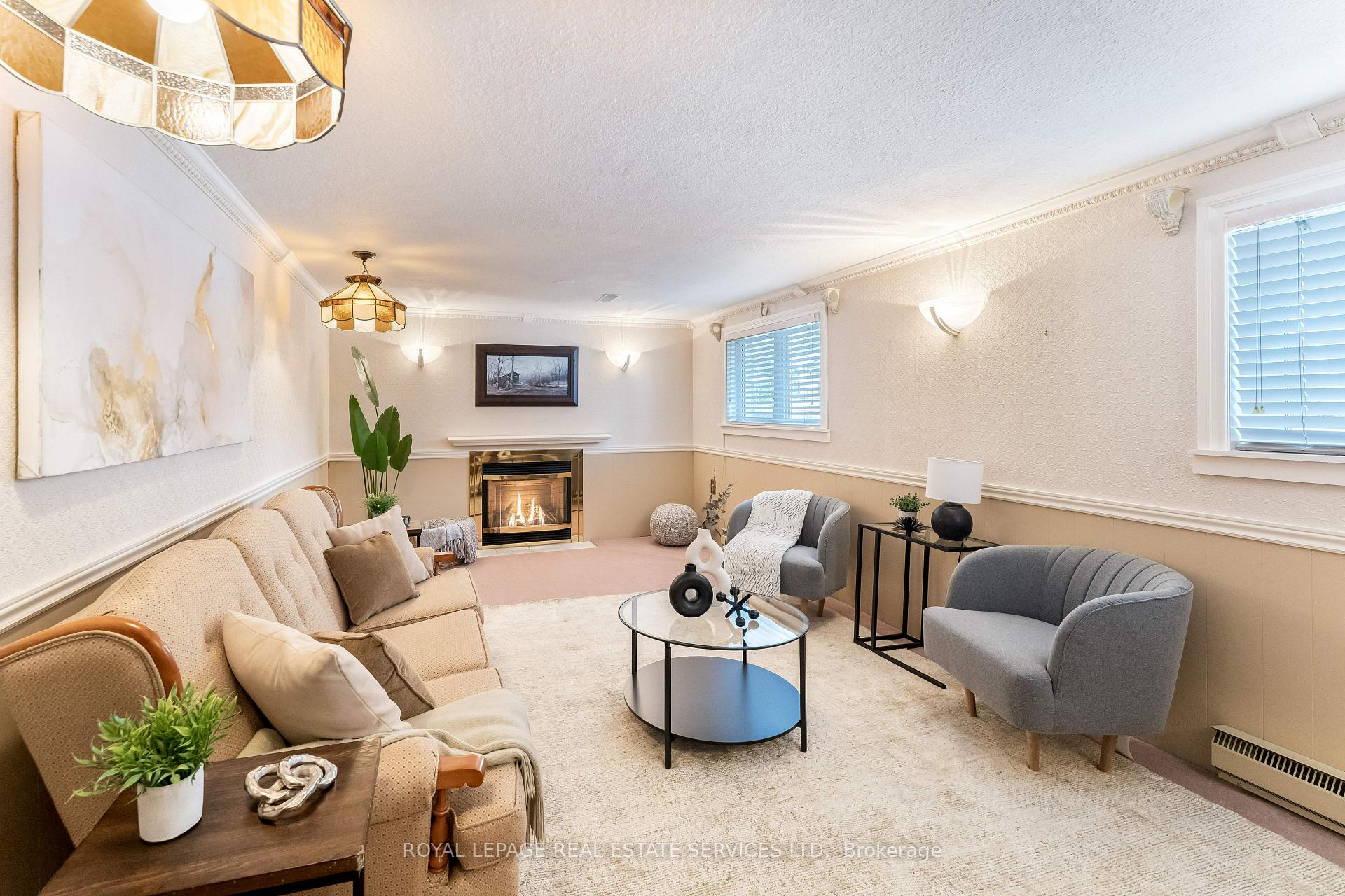 Photo 23 of 236 Belvenia Road, Burlington, Shoreacres — HOMEH
