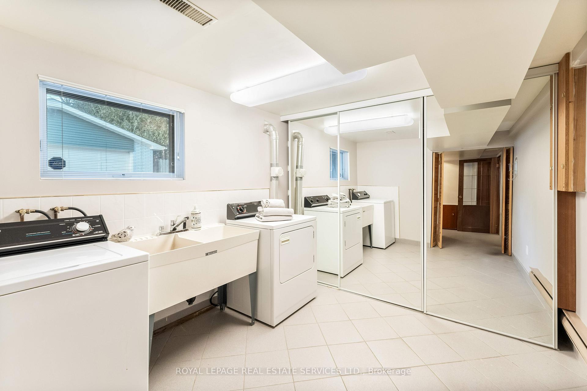 Photo 25 of 236 Belvenia Road, Burlington, Shoreacres — HOMEH