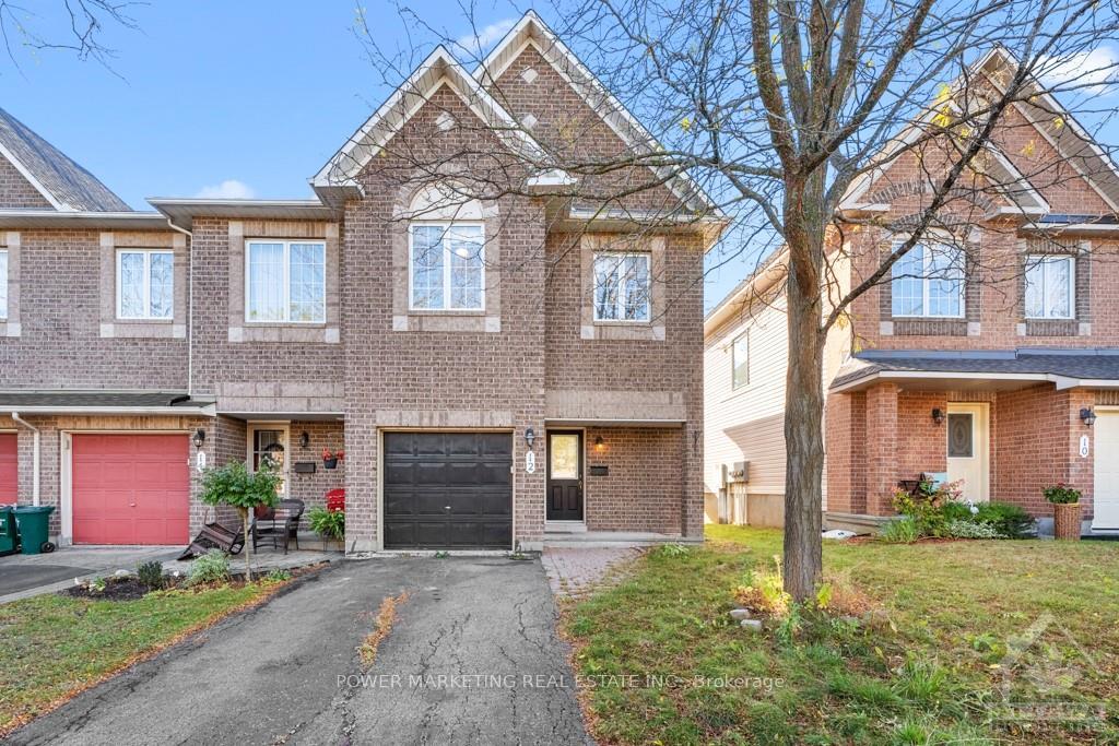 Photo 1 of 12 Fairpark Drive, Ottawa, Barrhaven East — HOMEH