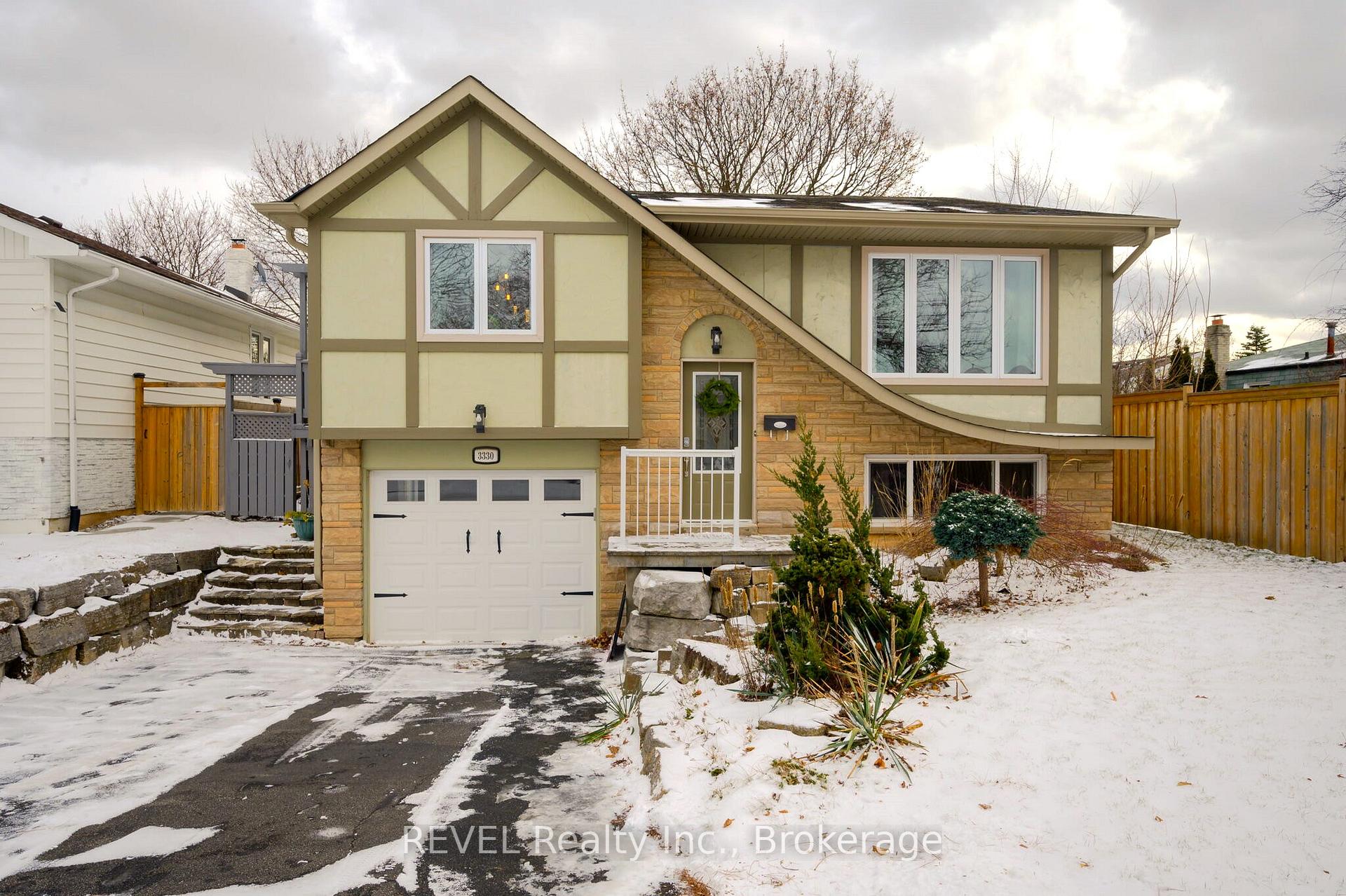 Photo 1 of 3330 Bristol Drive, Burlington, Palmer — HOMEH