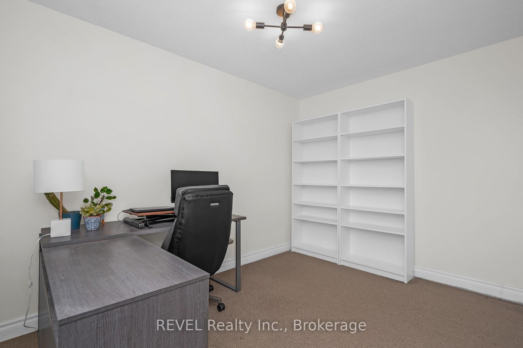 Photo 18 of 3330 Bristol Drive, Burlington, Palmer — HOMEH
