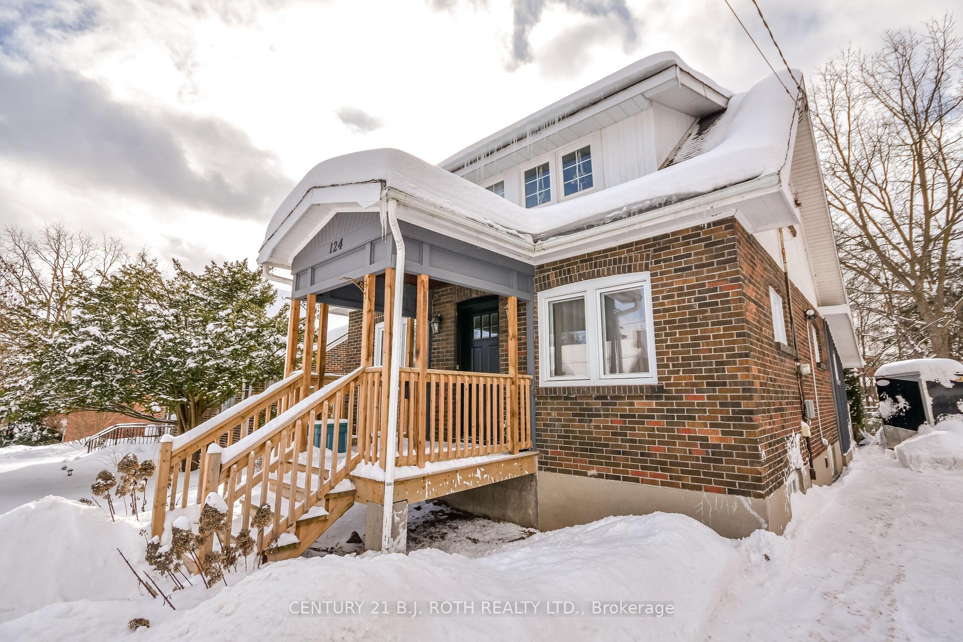 Photo 1 of 124 Mary Street, Barrie, Queen's Park — HOMEH