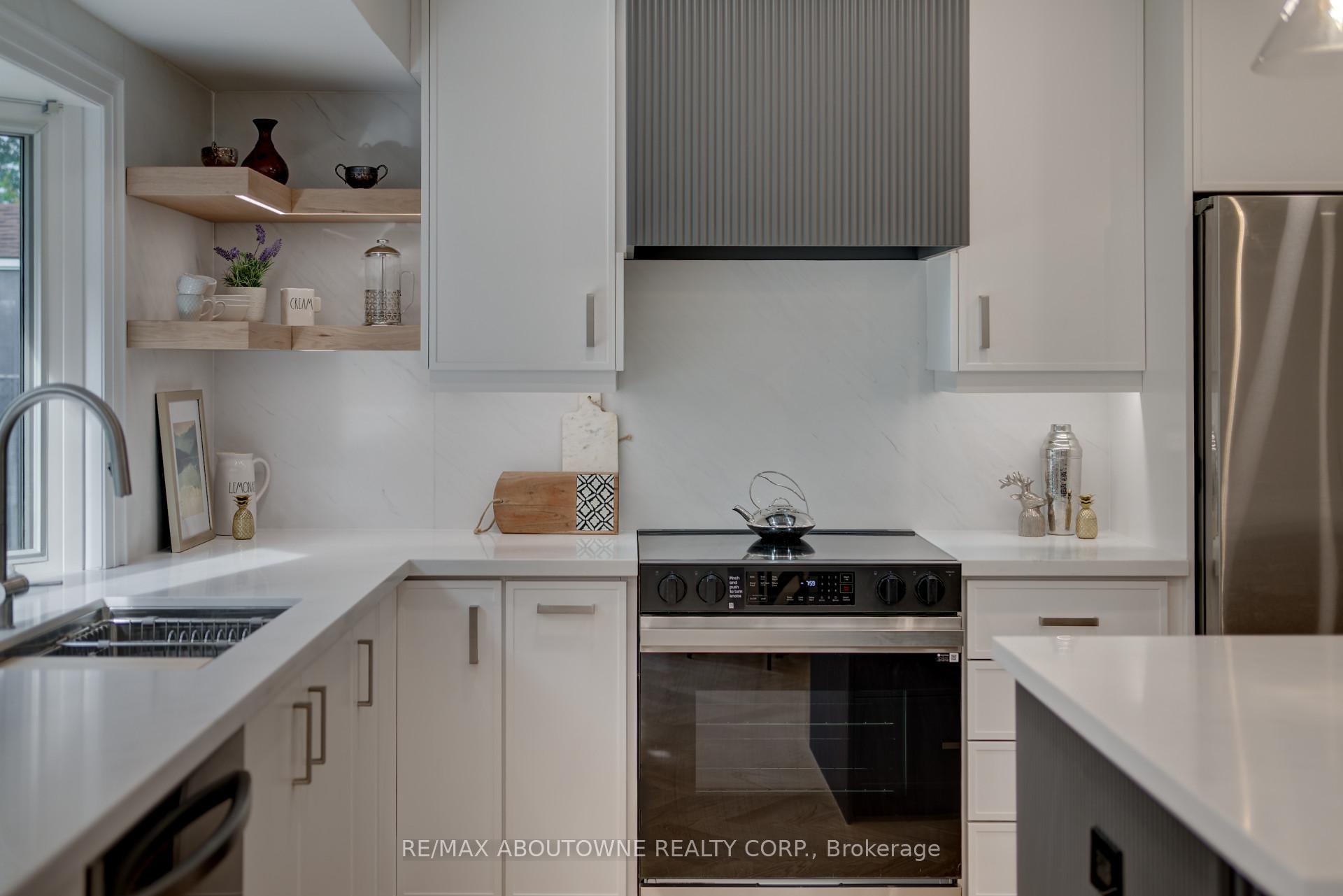 Photo 20 of 2435 Cyprus Avenue, Burlington, Mountainside — HOMEH