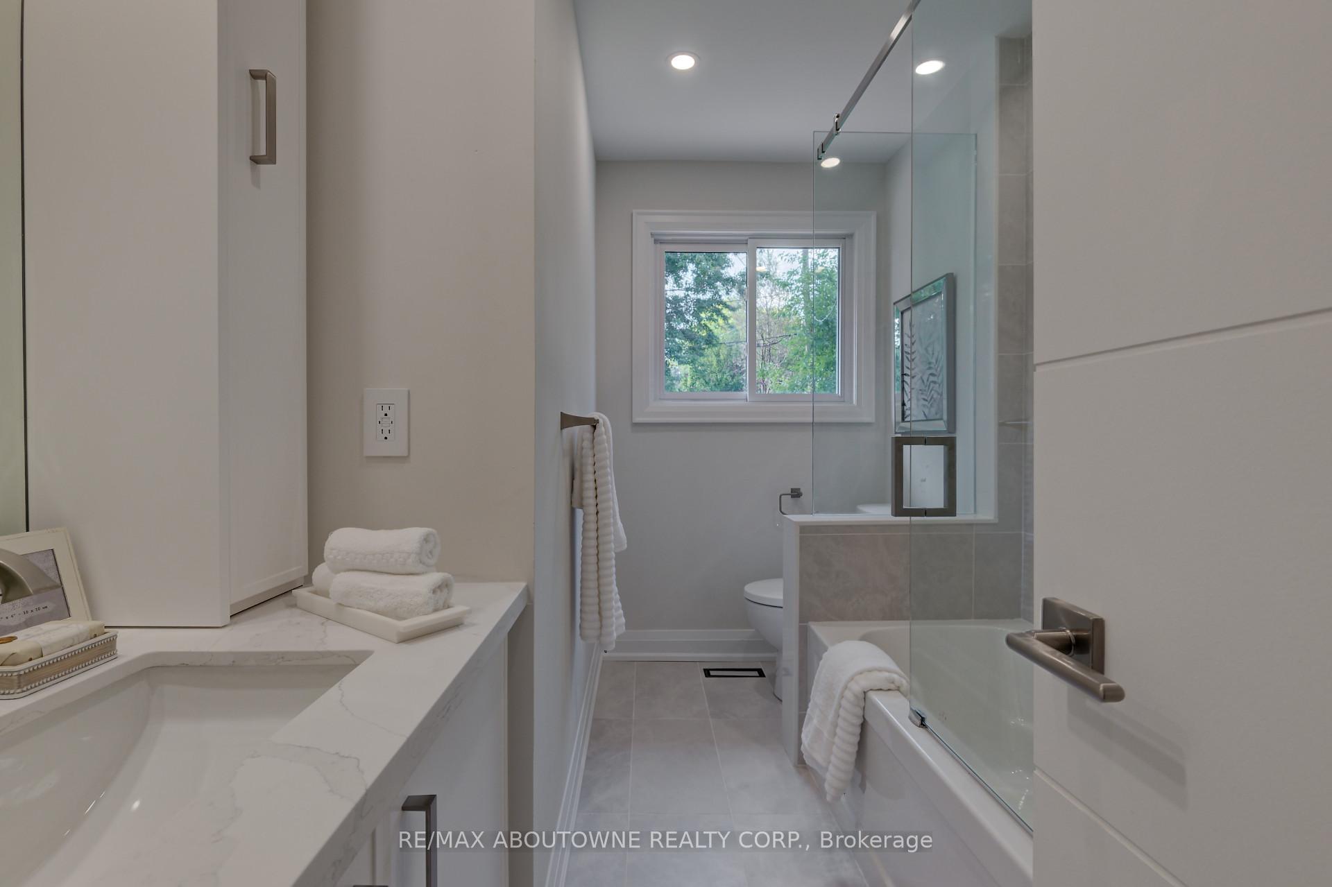 Photo 30 of 2435 Cyprus Avenue, Burlington, Mountainside — HOMEH