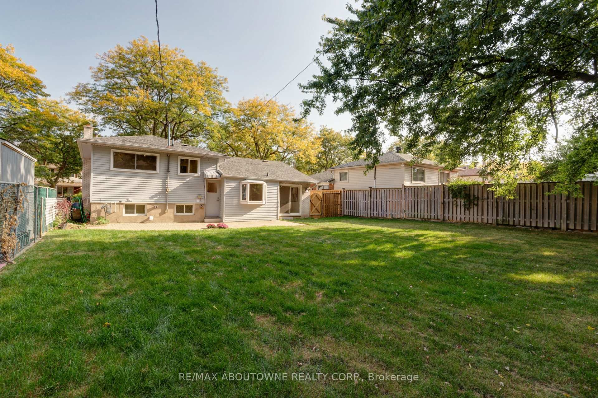Photo 39 of 2435 Cyprus Avenue, Burlington, Mountainside — HOMEH