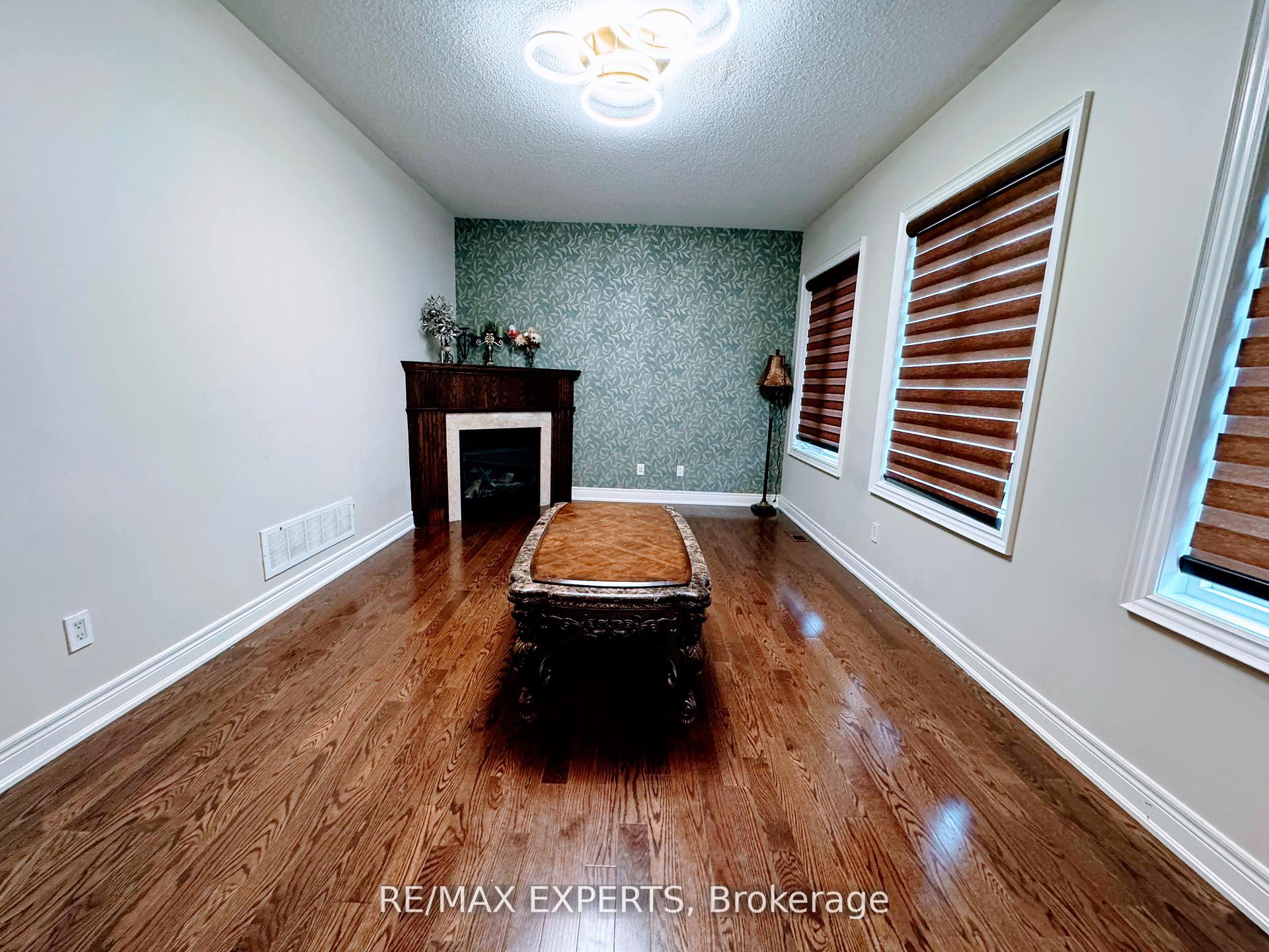 Photo 9 of Unit UPPER, 78 Bluffwood Crescent, Brampton, Bram East — HOMEH