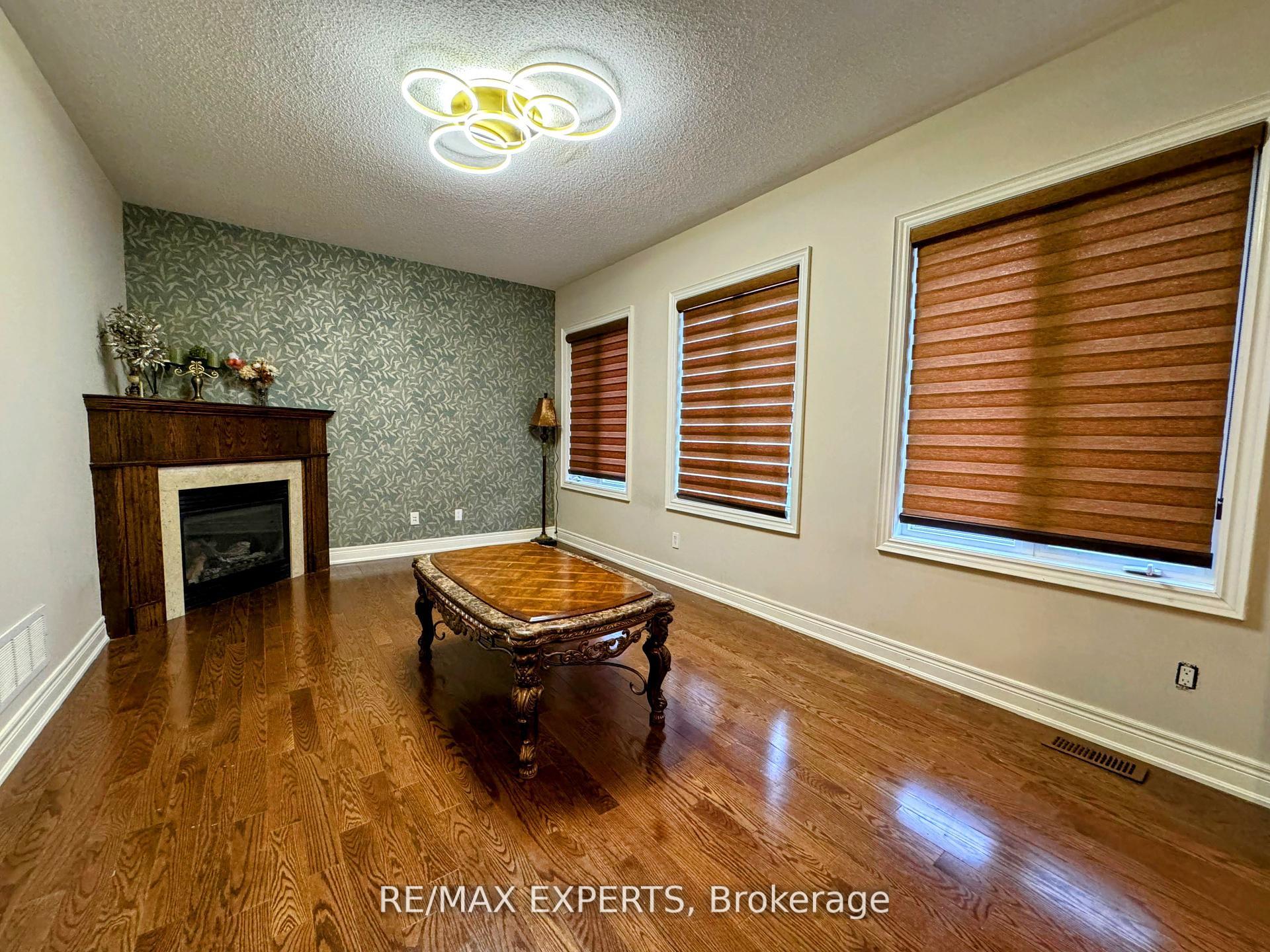 Photo 10 of Unit UPPER, 78 Bluffwood Crescent, Brampton, Bram East — HOMEH