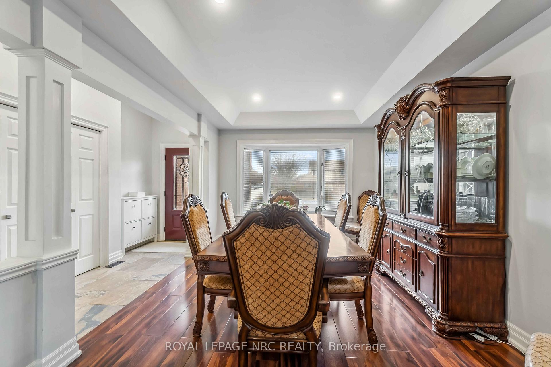 Photo 17 of 701 Upper Paradise Road, Hamilton, Gilkson — HOMEH