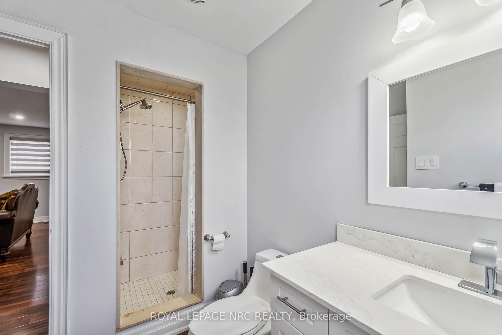 Photo 35 of 701 Upper Paradise Road, Hamilton, Gilkson — HOMEH