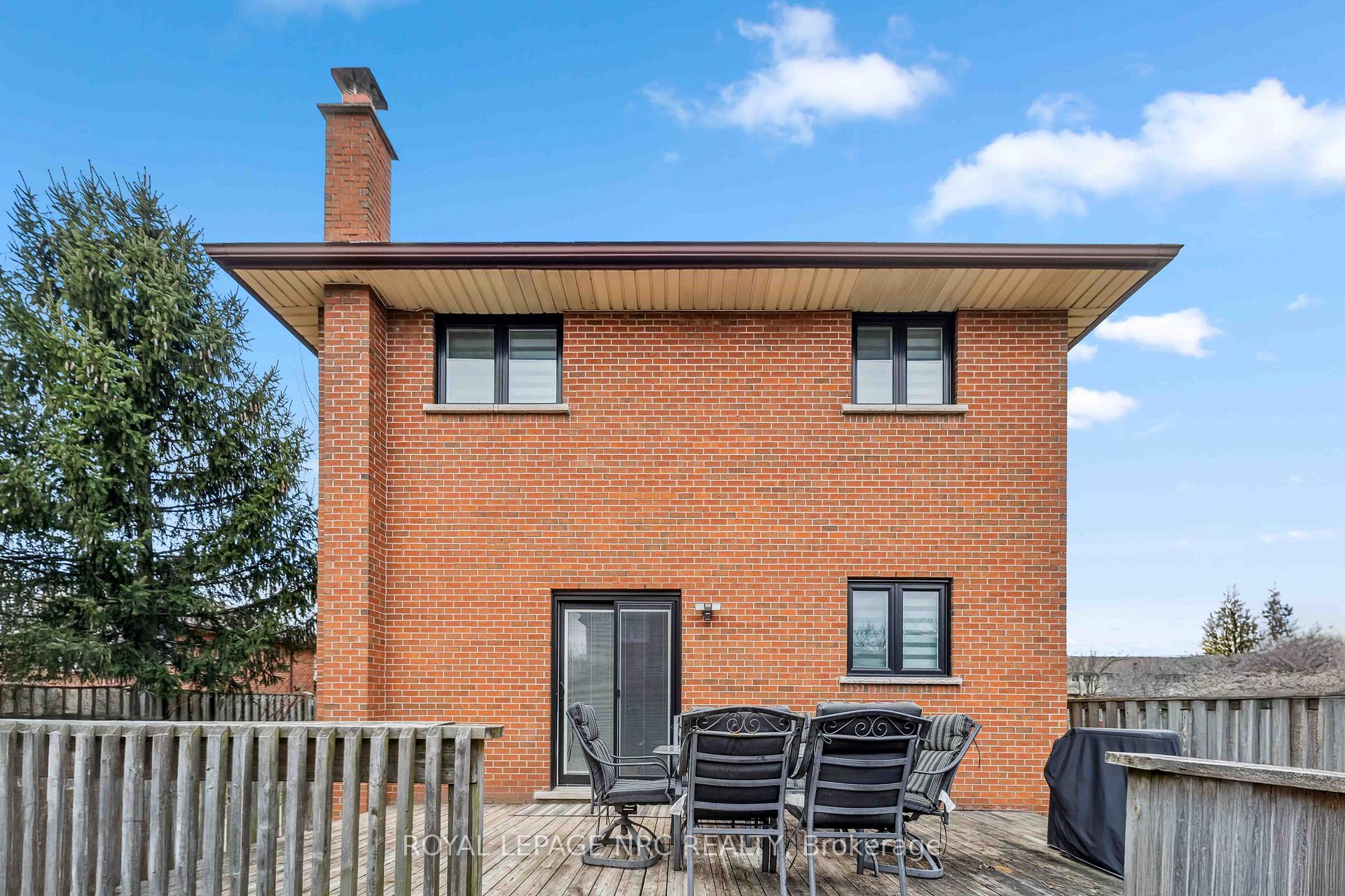 Photo 42 of 701 Upper Paradise Road, Hamilton, Gilkson — HOMEH