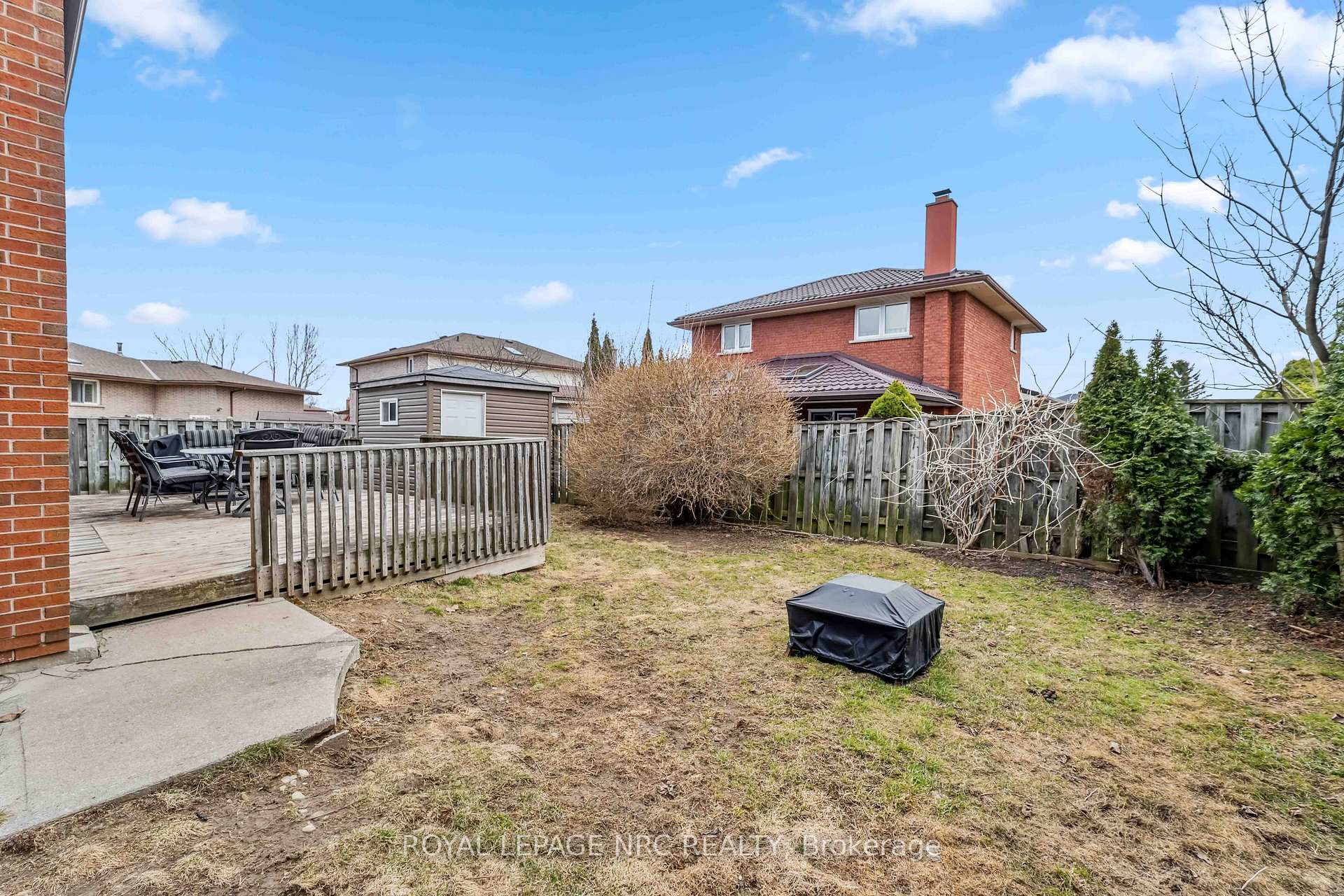 Photo 43 of 701 Upper Paradise Road, Hamilton, Gilkson — HOMEH
