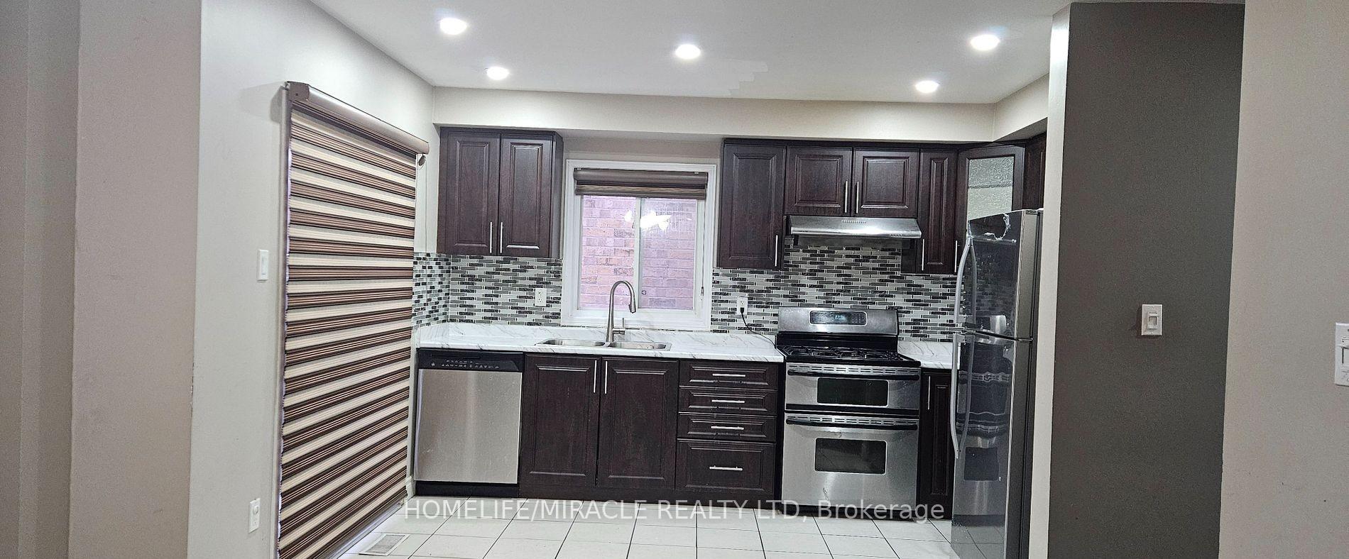Photo 6 of 59 Luella Crescent, Brampton, Fletcher's Meadow — HOMEH