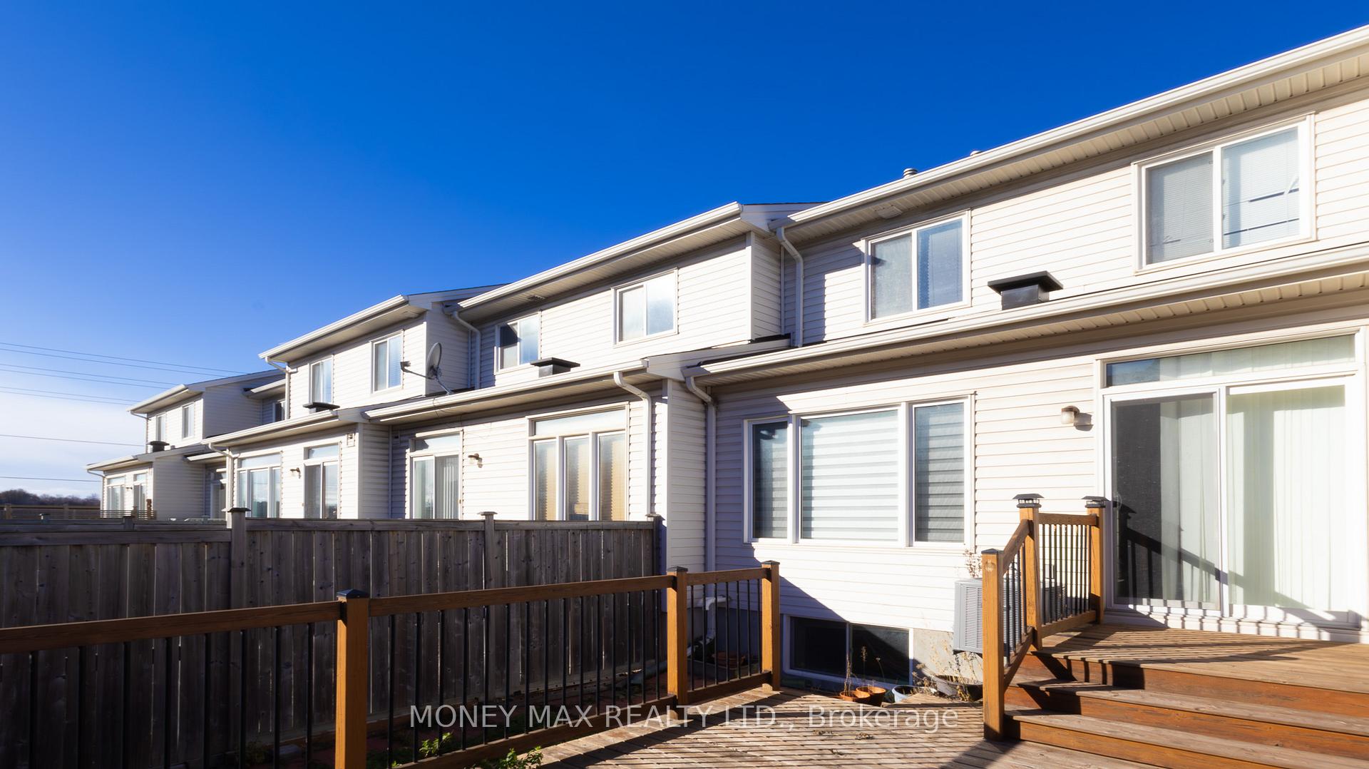 Photo 24 of 39 Chesapeake Crescent, Ottawa, Barrhaven - Cedargrove/Fraserdale — HOMEH