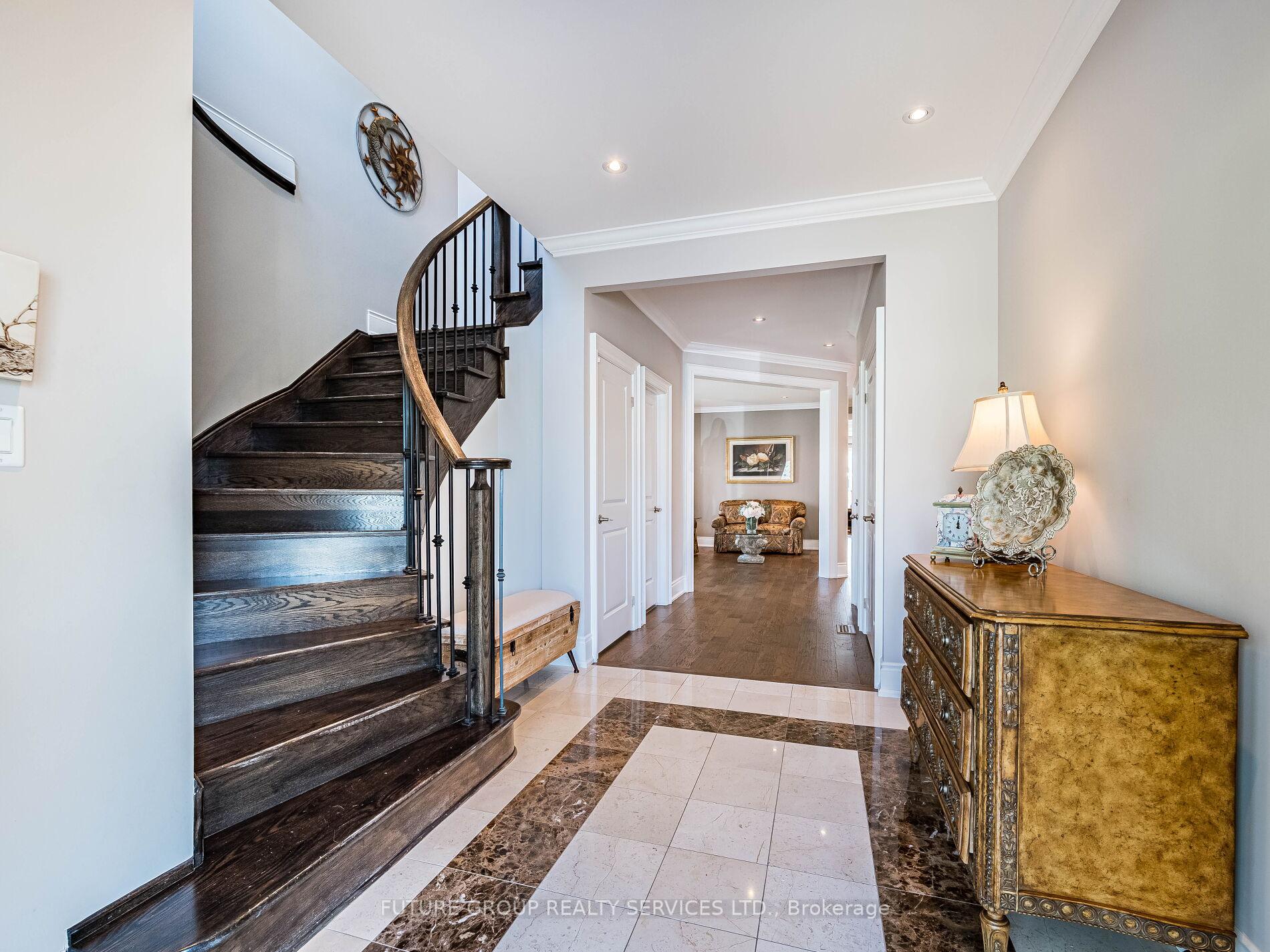 Photo 14 of 29 Godliman Road E, Brampton, Credit Valley — HOMEH