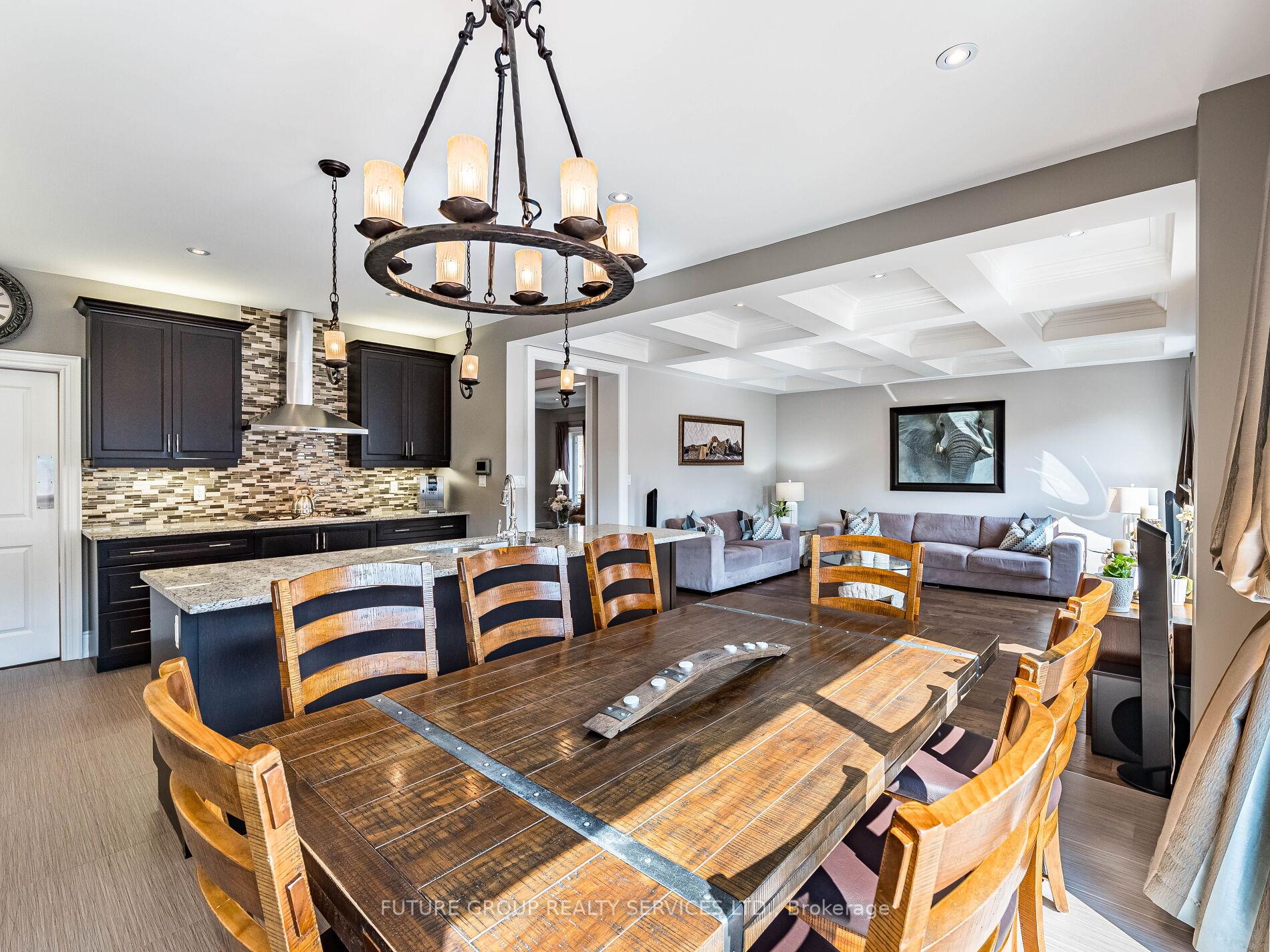Photo 11 of 29 Godliman Road E, Brampton, Credit Valley — HOMEH