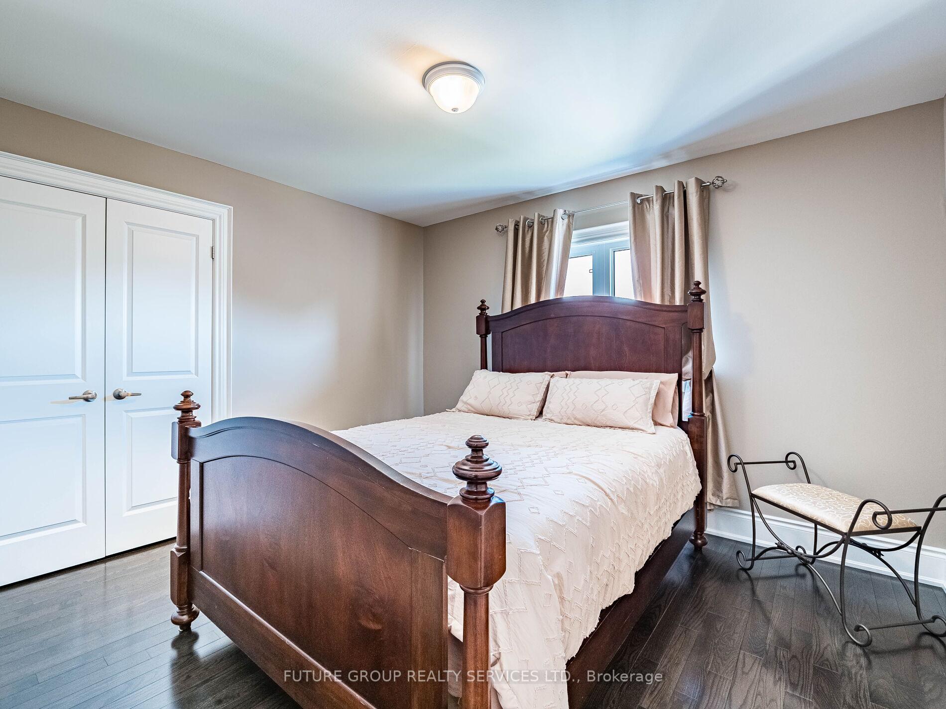 Photo 17 of 29 Godliman Road E, Brampton, Credit Valley — HOMEH