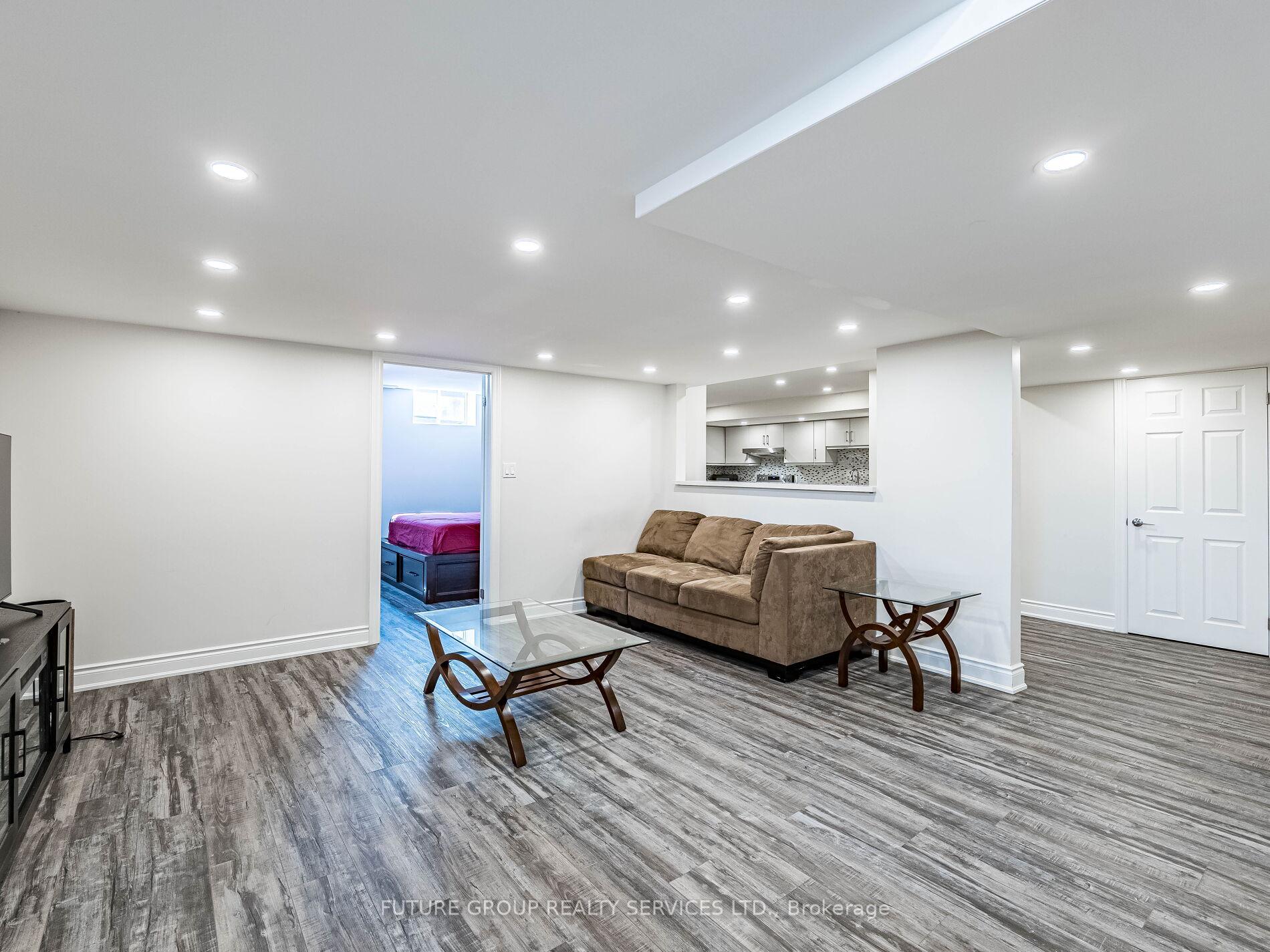 Photo 21 of 29 Godliman Road E, Brampton, Credit Valley — HOMEH