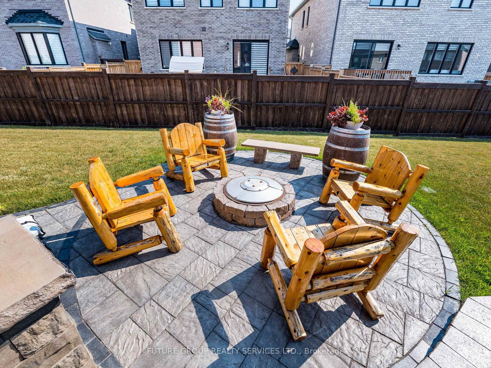 Photo 35 of 29 Godliman Road E, Brampton, Credit Valley — HOMEH