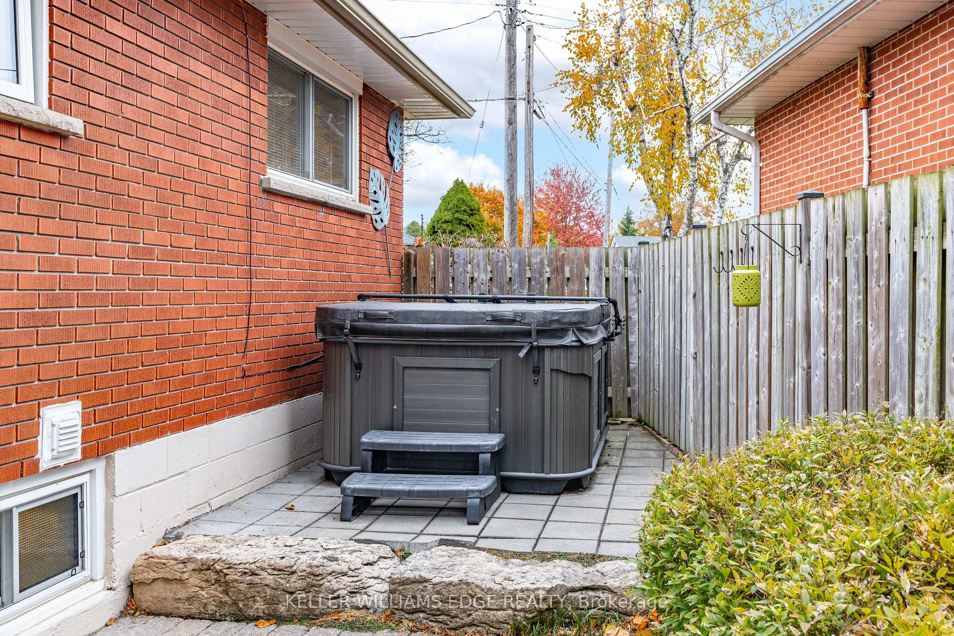 Photo 30 of 2182 Clarendon Park Drive, Burlington, Brant — HOMEH