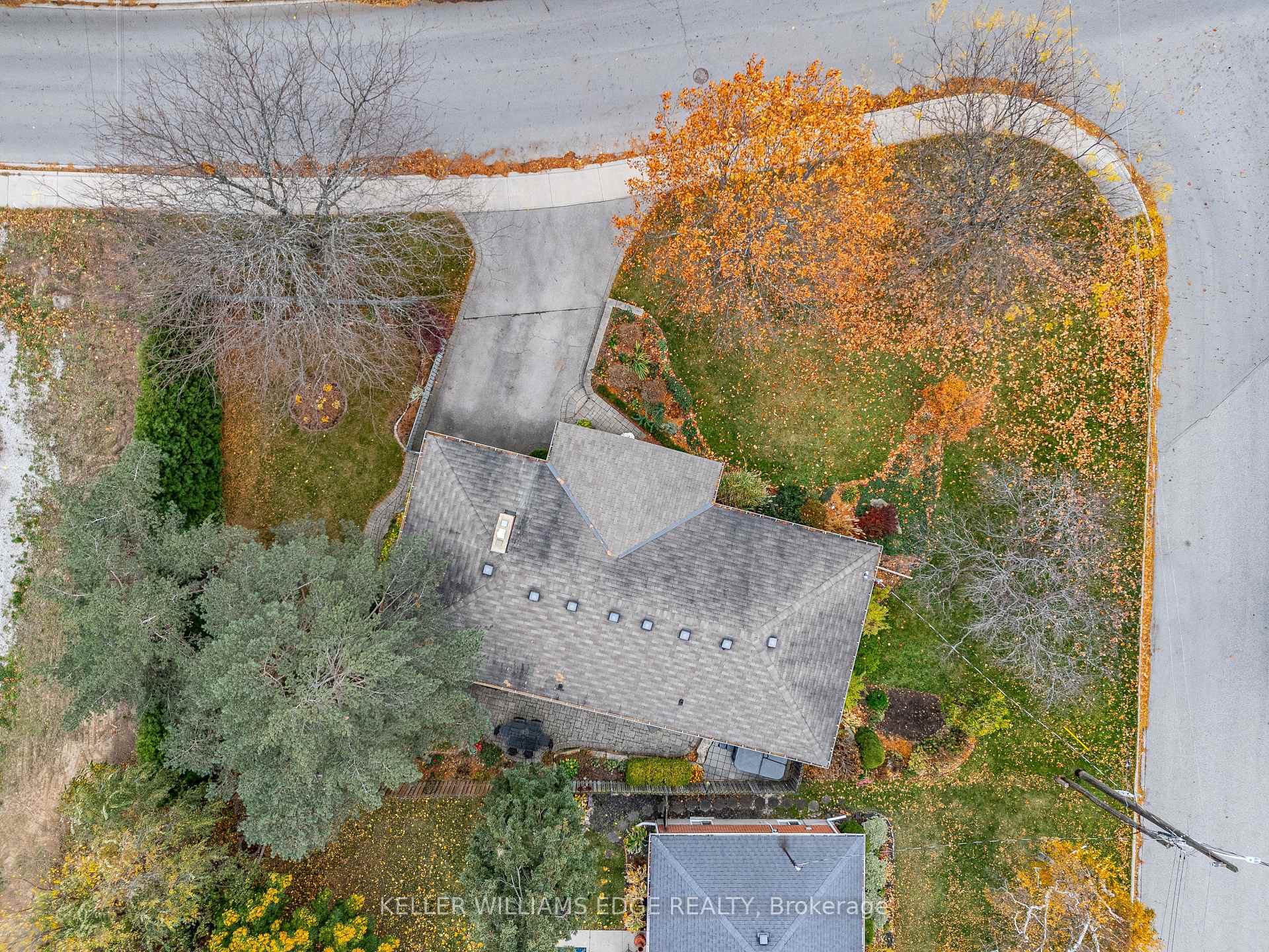 Photo 36 of 2182 Clarendon Park Drive, Burlington, Brant — HOMEH