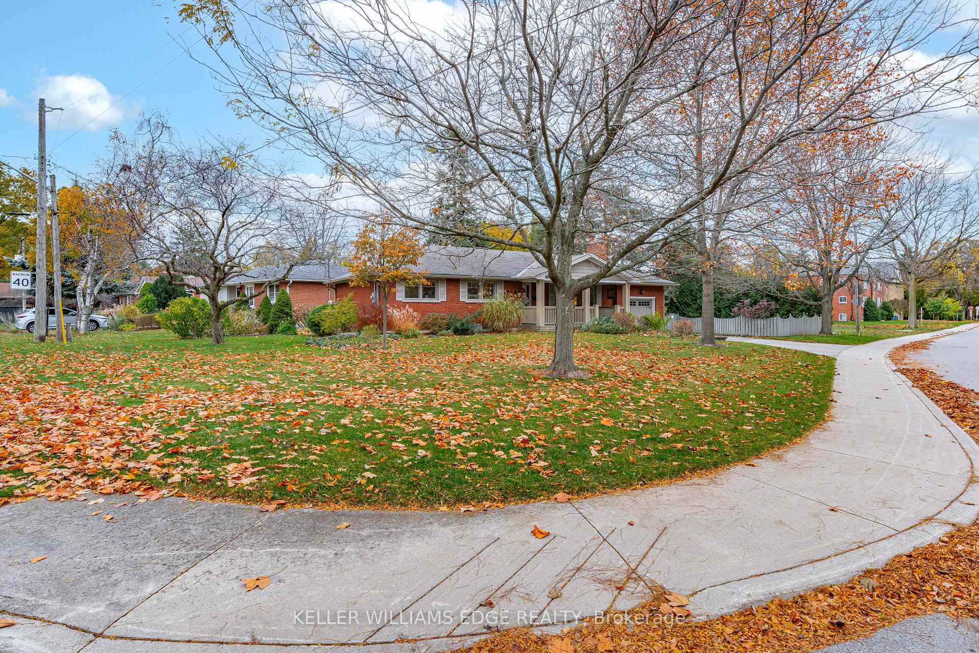Photo 38 of 2182 Clarendon Park Drive, Burlington, Brant — HOMEH