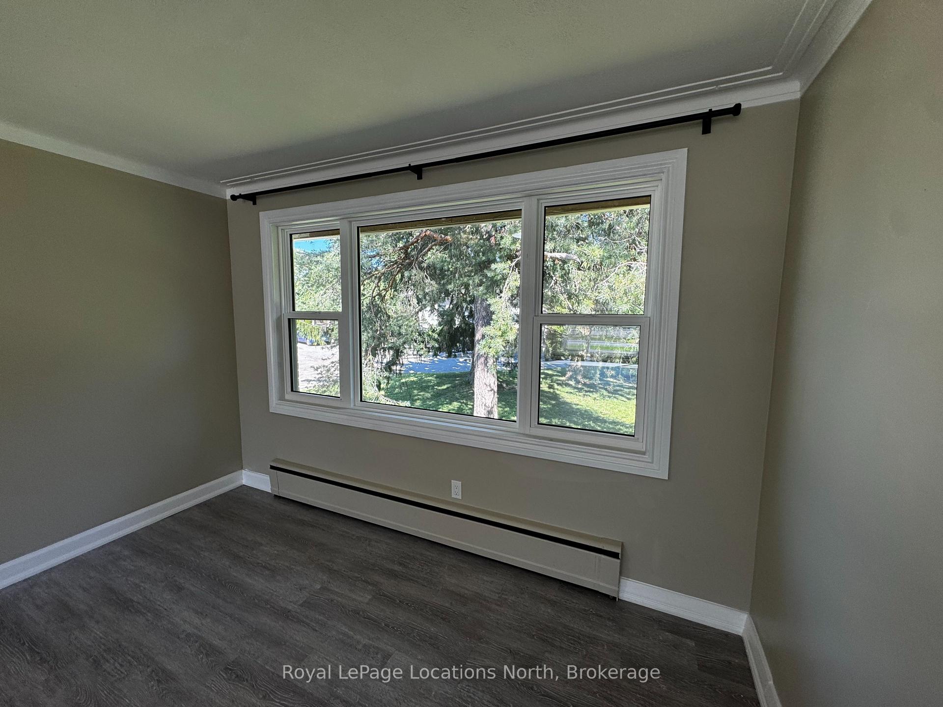 Photo 4 of 29 Davidson Street, Barrie, Wellington — HOMEH