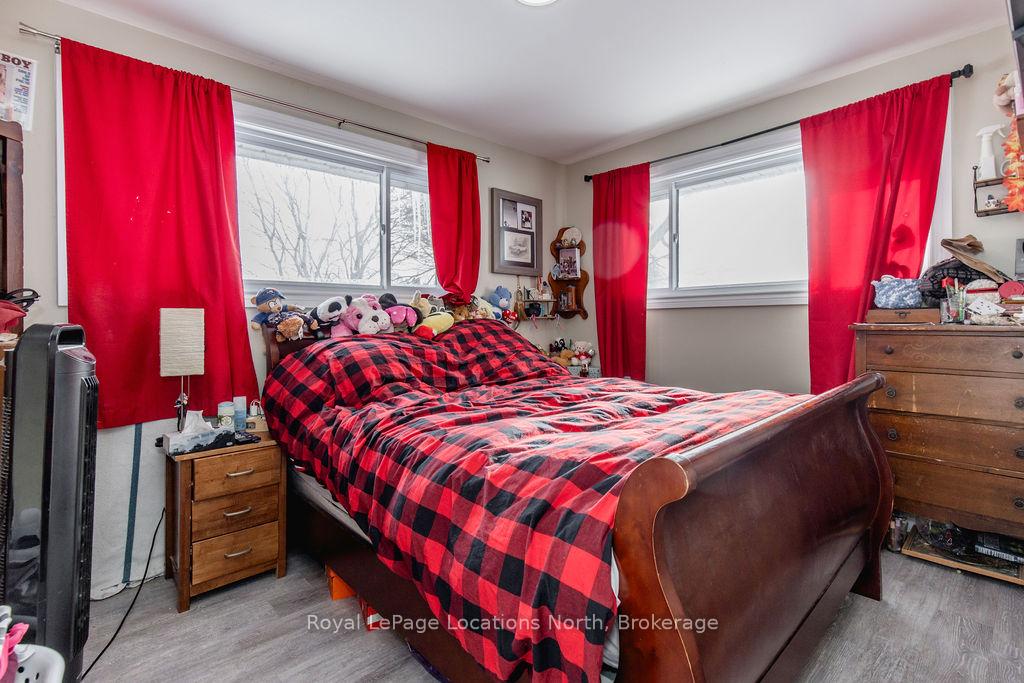 Photo 10 of 29 Davidson Street, Barrie, Wellington — HOMEH