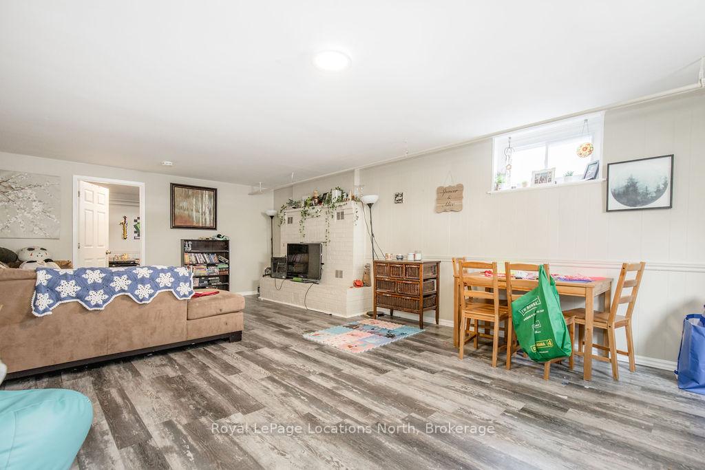 Photo 16 of 29 Davidson Street, Barrie, Wellington — HOMEH