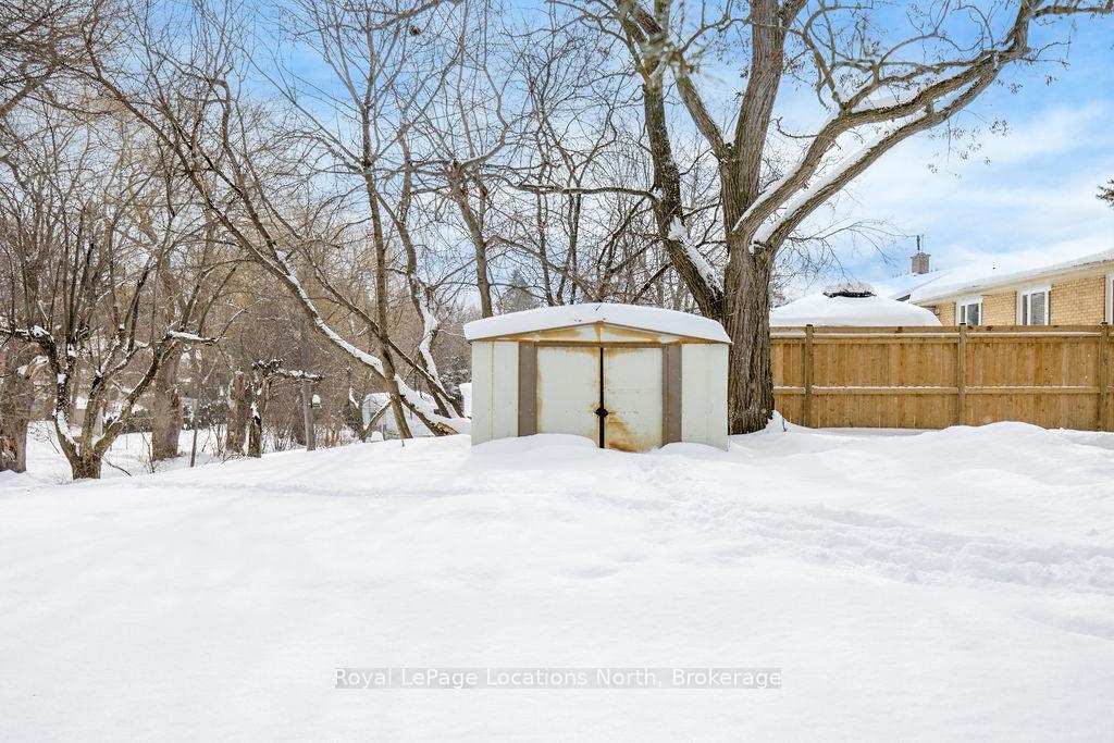 Photo 24 of 29 Davidson Street, Barrie, Wellington — HOMEH