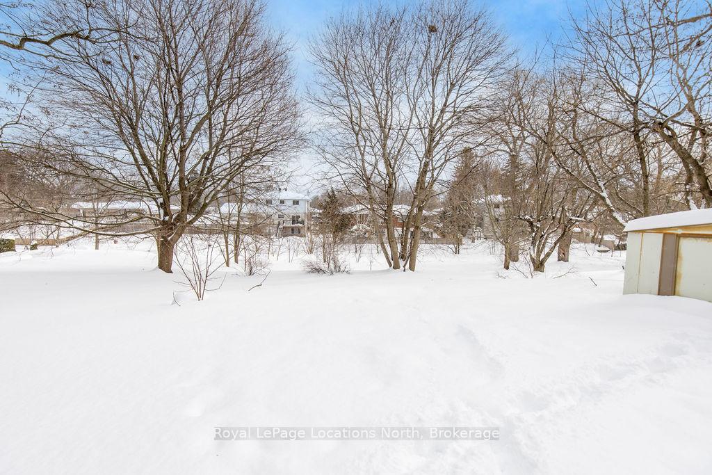 Photo 25 of 29 Davidson Street, Barrie, Wellington — HOMEH