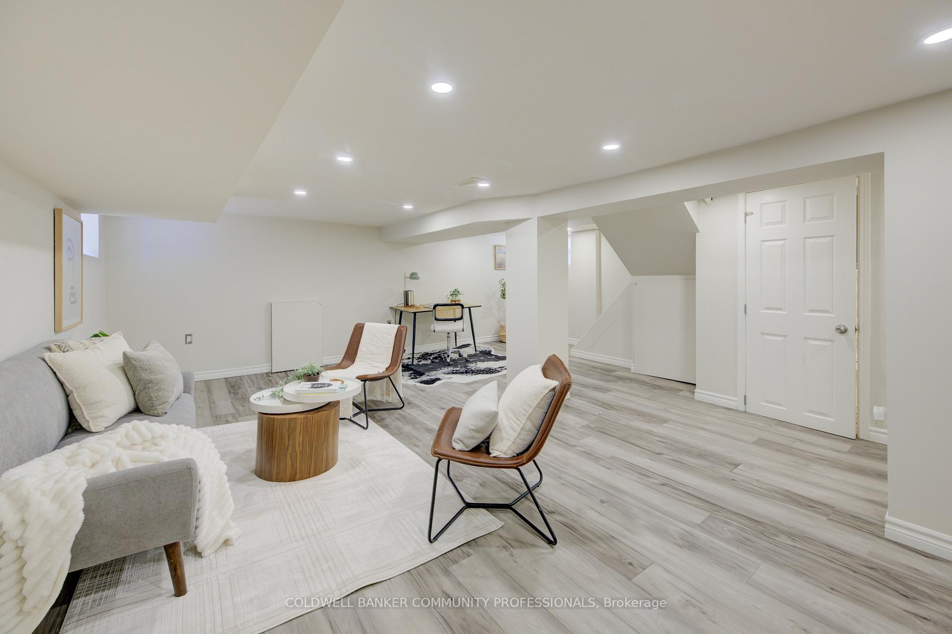Photo 28 of 29 Linwood Avenue, Hamilton, Kirkendall — HOMEH