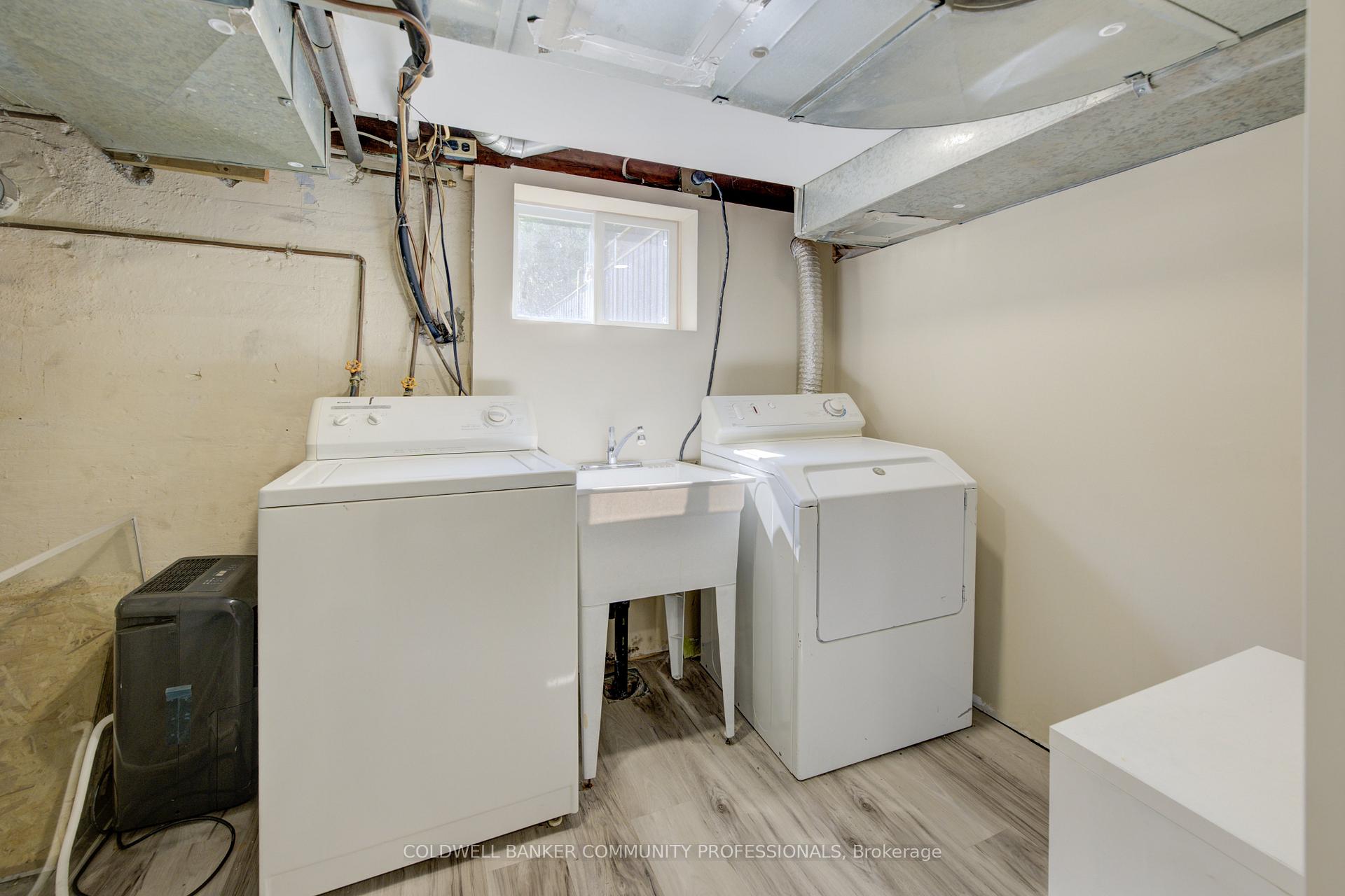 Photo 31 of 29 Linwood Avenue, Hamilton, Kirkendall — HOMEH