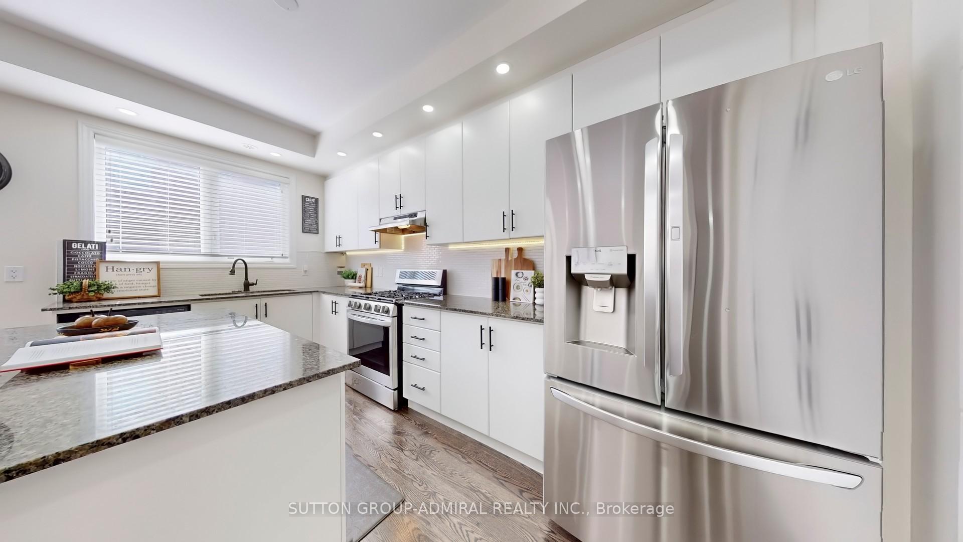 Photo 8 of 56 City Park Circle, Vaughan, West Woodbridge — HOMEH