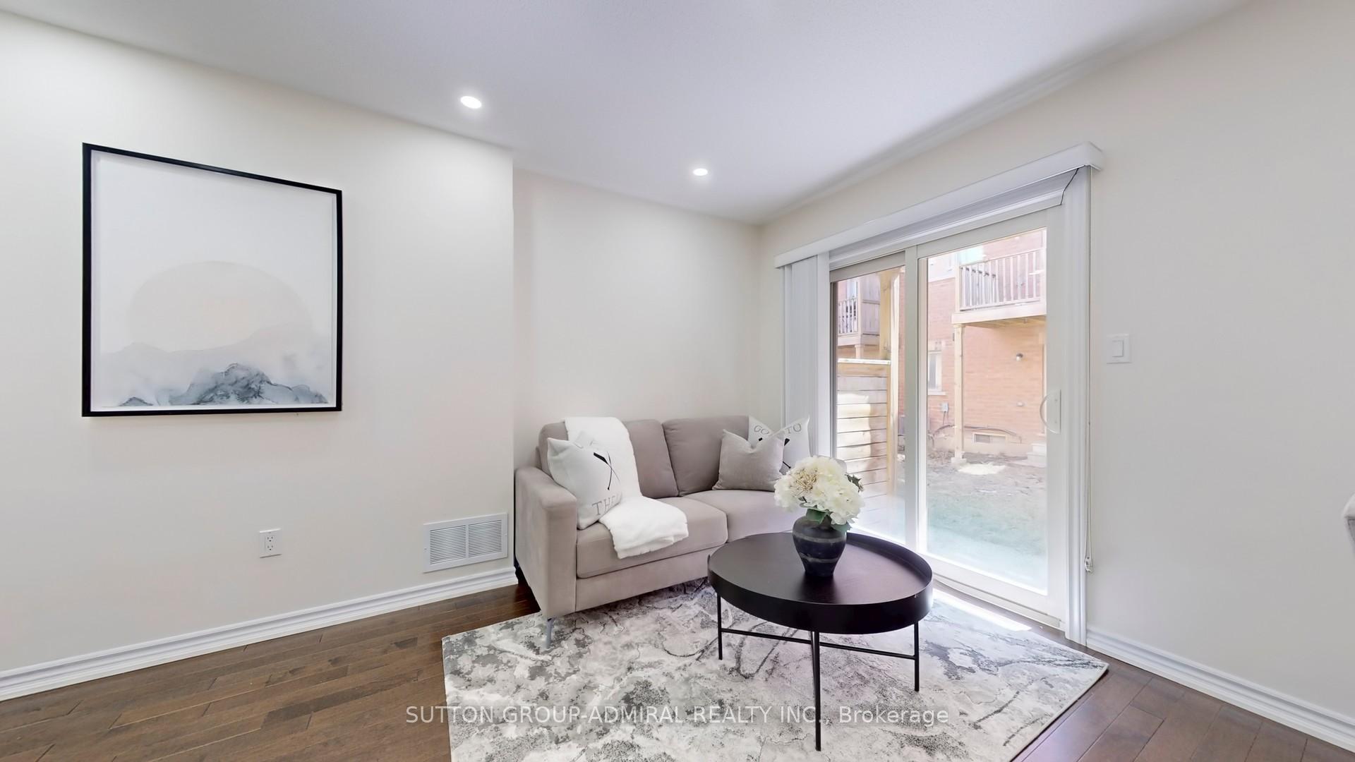 Photo 17 of 56 City Park Circle, Vaughan, West Woodbridge — HOMEH
