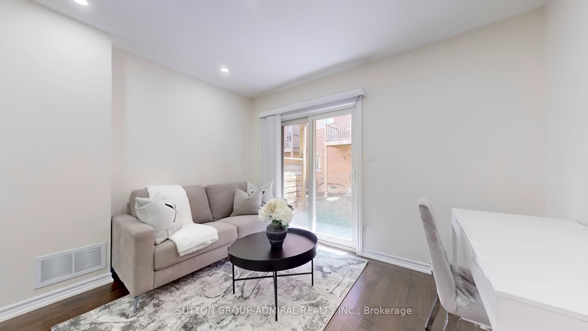 Photo 21 of 56 City Park Circle, Vaughan, West Woodbridge — HOMEH