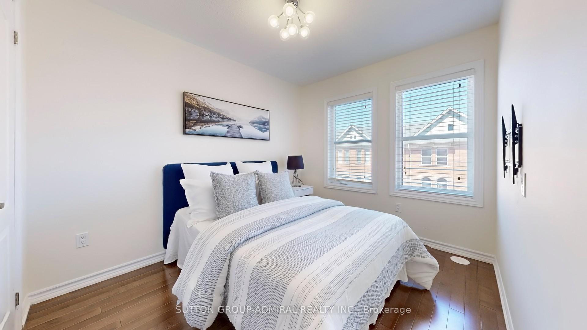 Photo 32 of 56 City Park Circle, Vaughan, West Woodbridge — HOMEH