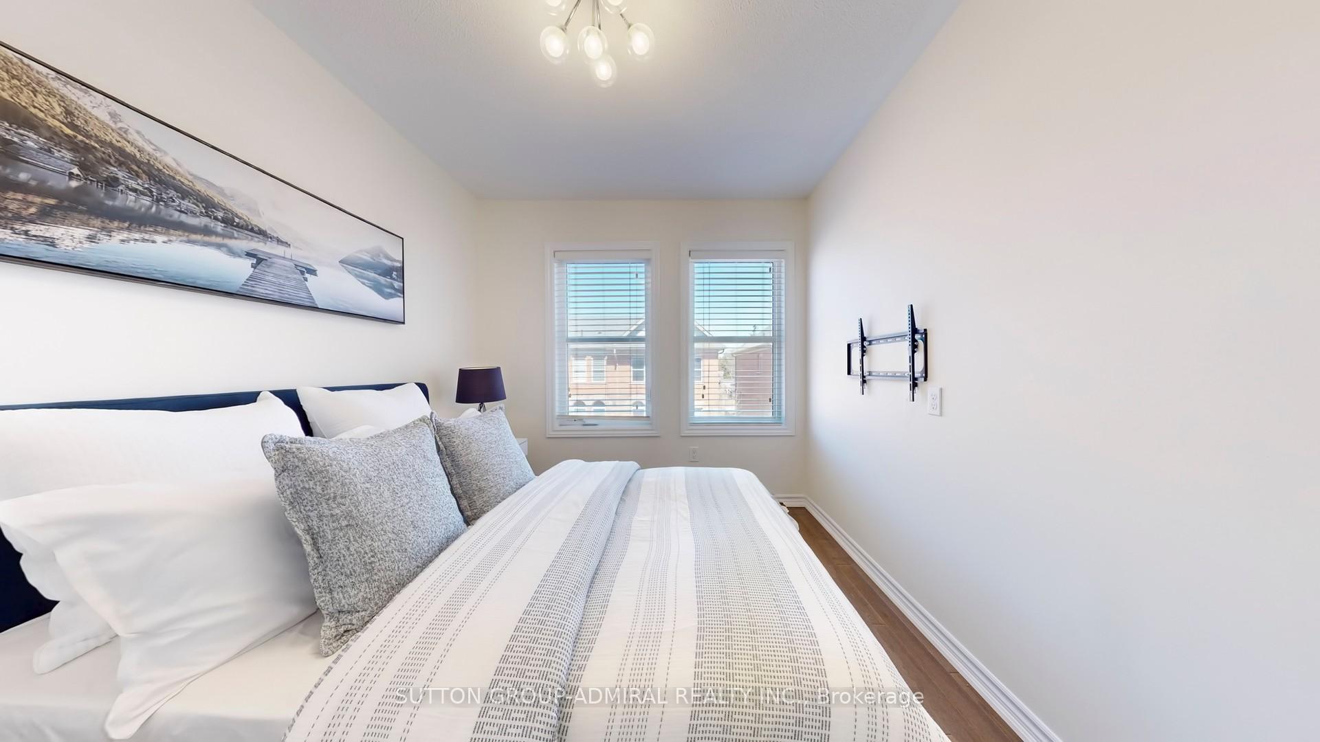 Photo 34 of 56 City Park Circle, Vaughan, West Woodbridge — HOMEH