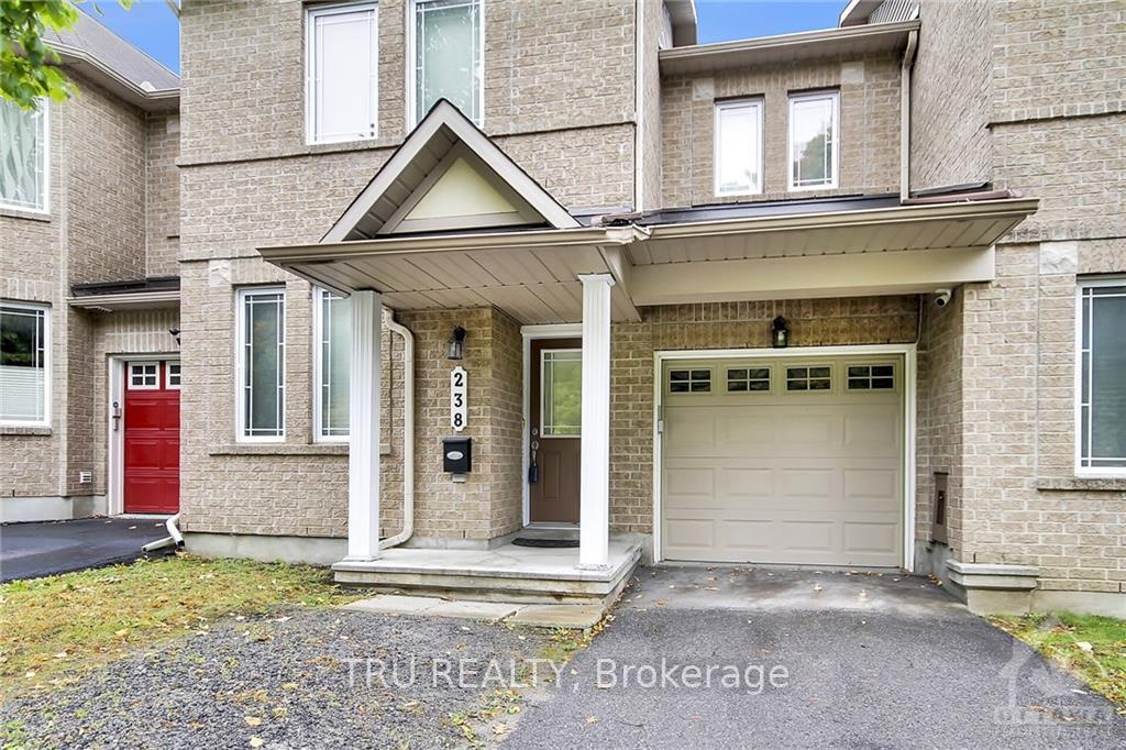 Photo 2 of 238 Serena Way, Ottawa, Barrhaven - Strandherd — HOMEH