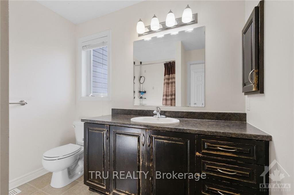 Photo 16 of 238 Serena Way, Ottawa, Barrhaven - Strandherd — HOMEH