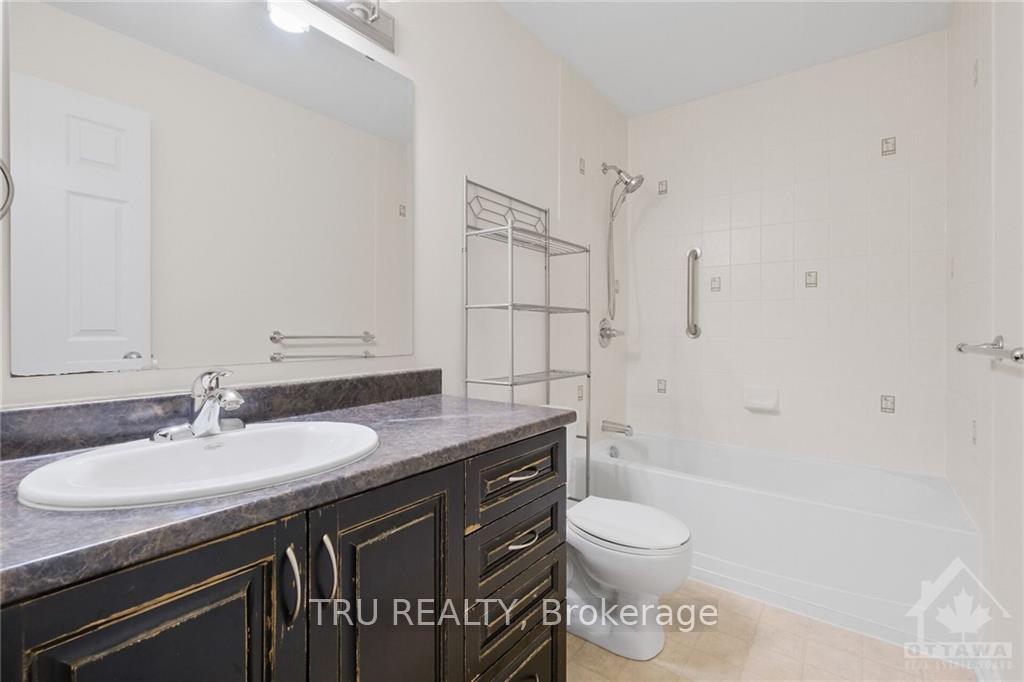 Photo 18 of 238 Serena Way, Ottawa, Barrhaven - Strandherd — HOMEH