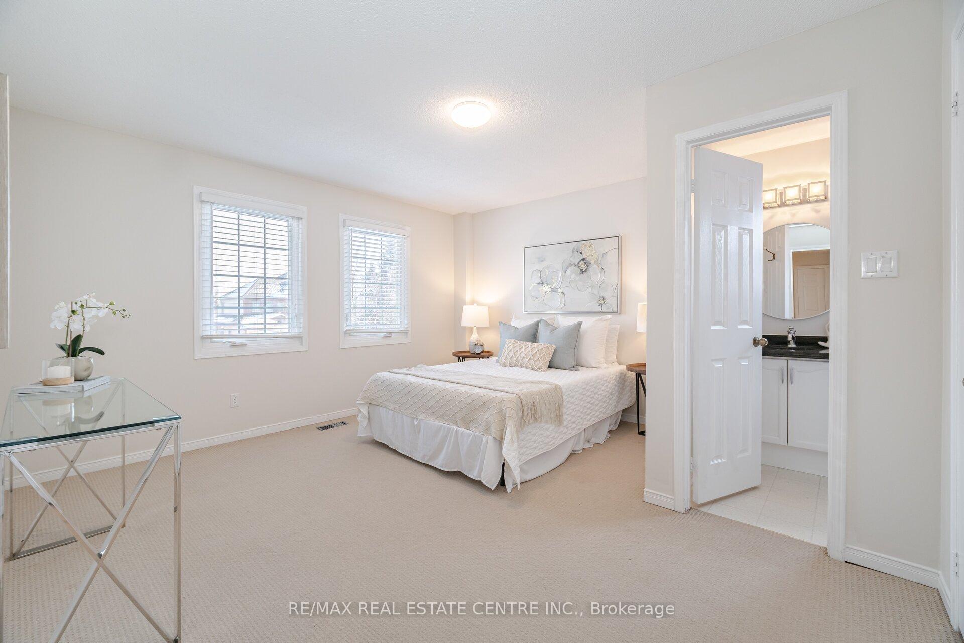 Photo 28 of 2130 Berwick Drive, Burlington, Rose — HOMEH