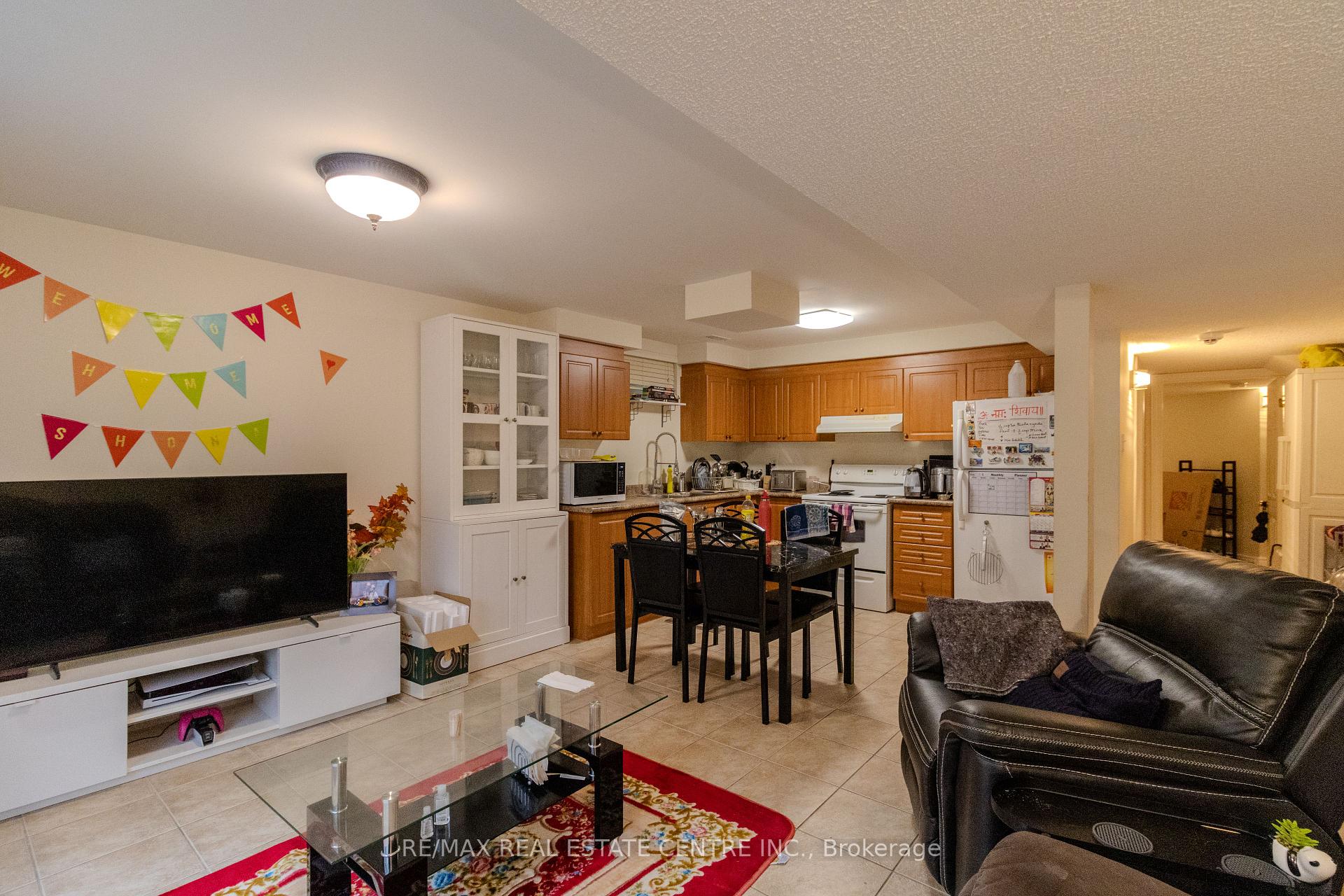 Photo 8 of 116 Rollingwood Bsmt Drive, Brampton, Fletcher's Creek South — HOMEH