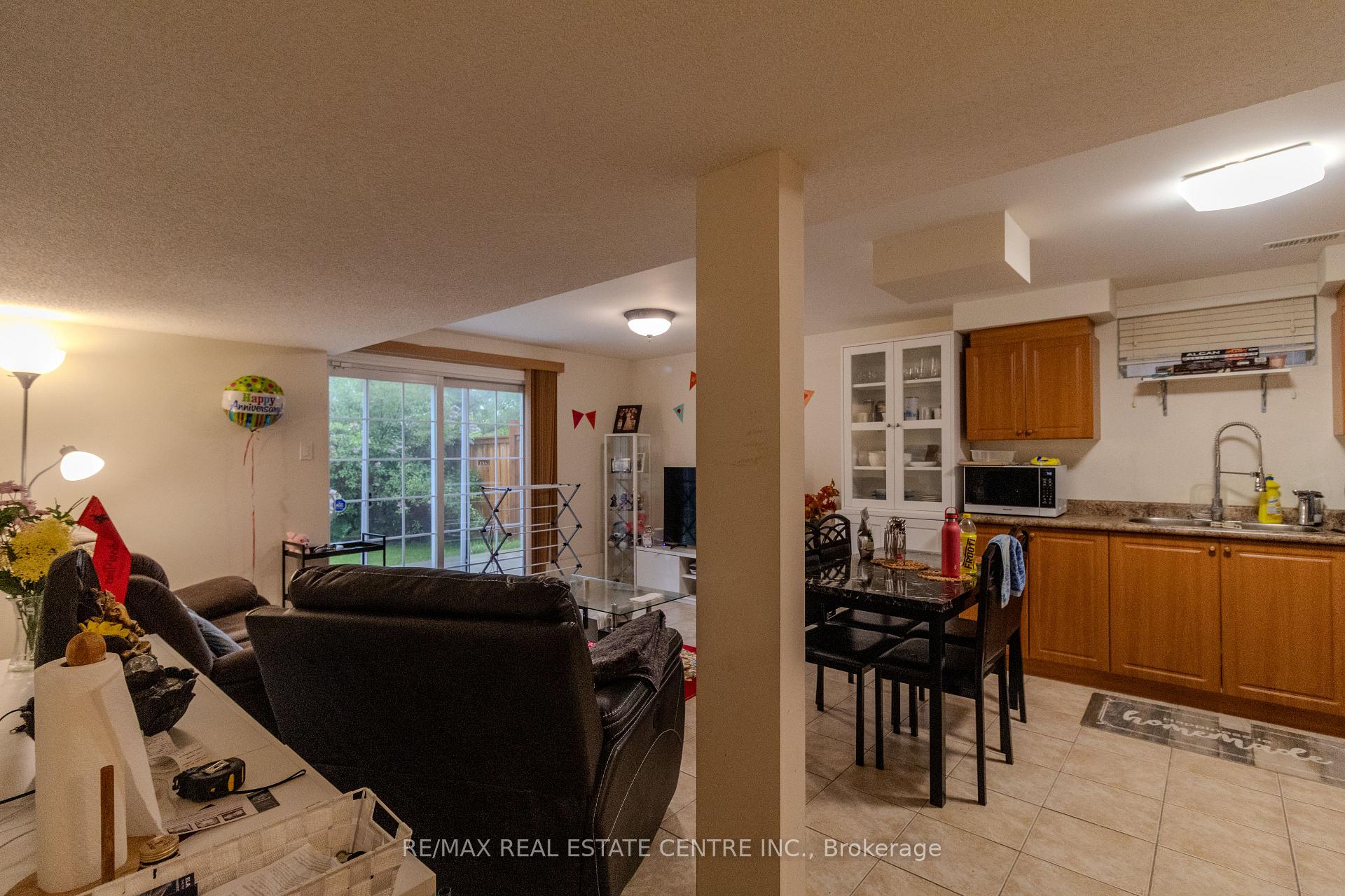 Photo 9 of 116 Rollingwood Bsmt Drive, Brampton, Fletcher's Creek South — HOMEH