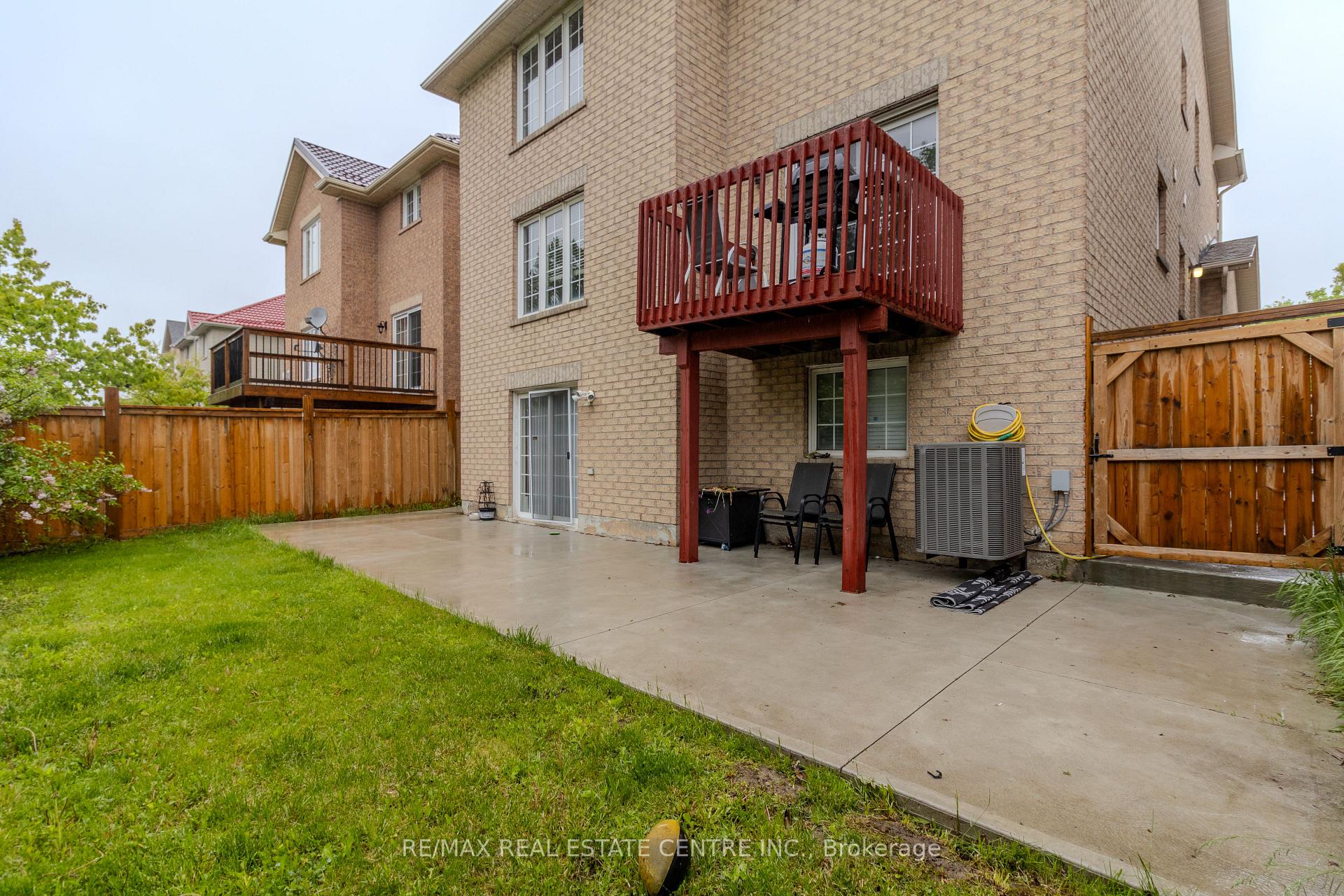 Photo 16 of 116 Rollingwood Bsmt Drive, Brampton, Fletcher's Creek South — HOMEH
