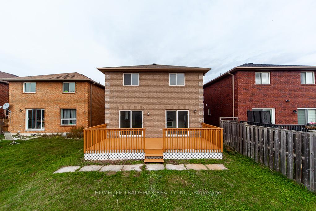 Photo 37 of 7 Harrogate Court, Barrie, Georgian Drive — HOMEH