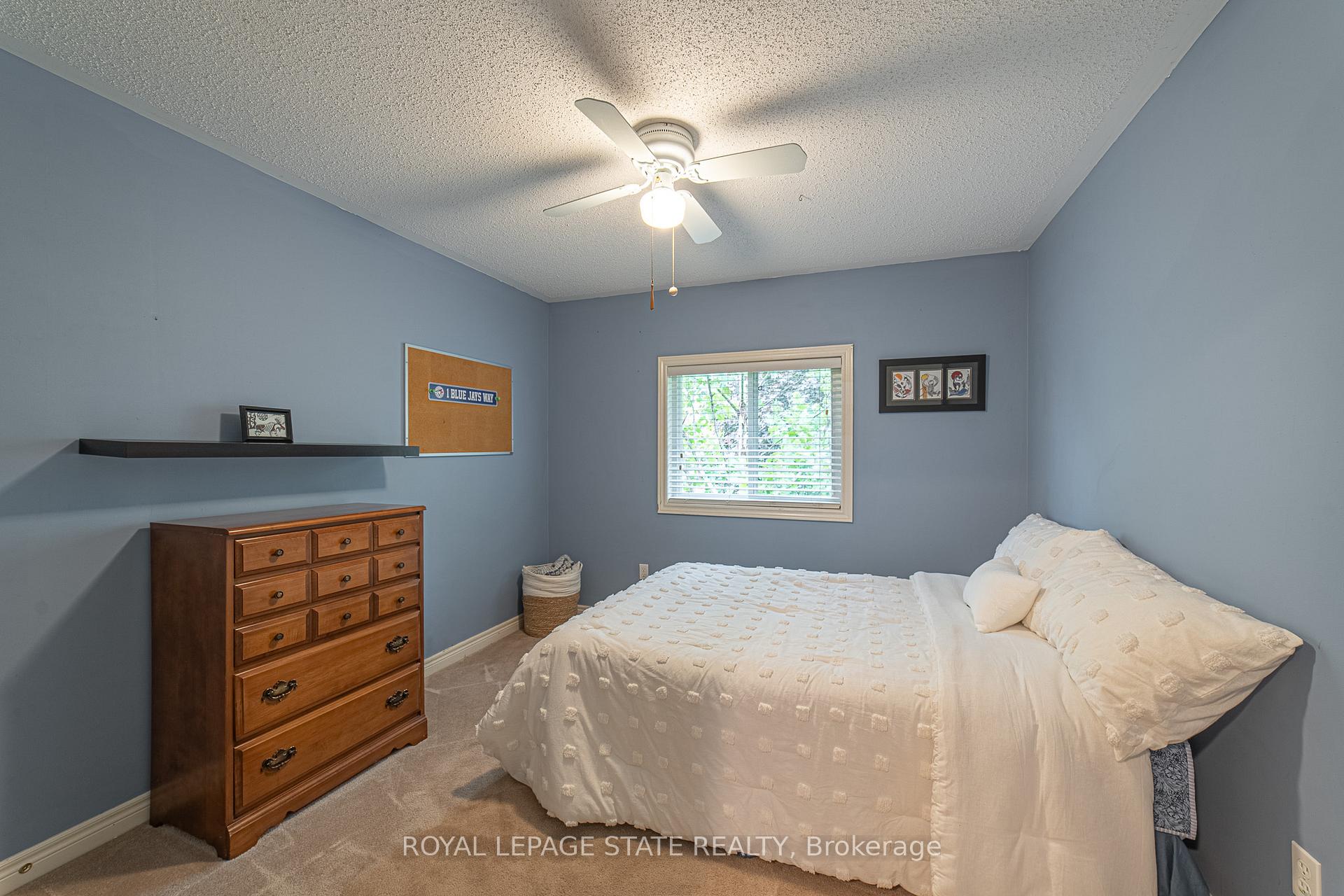 Photo 27 of 120 Sundial Crescent, Hamilton, Dundas — HOMEH