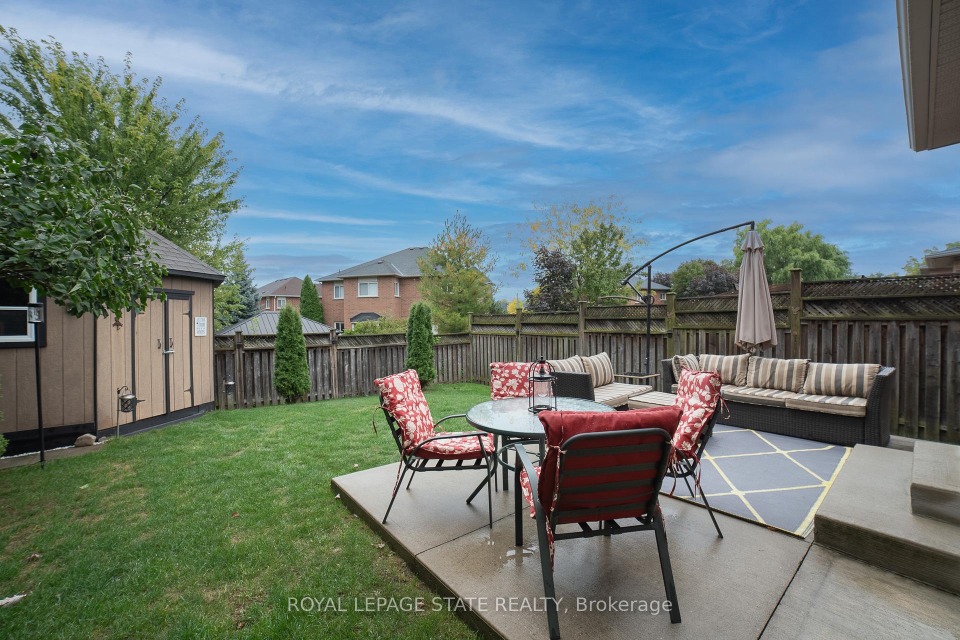 Photo 44 of 120 Sundial Crescent, Hamilton, Dundas — HOMEH