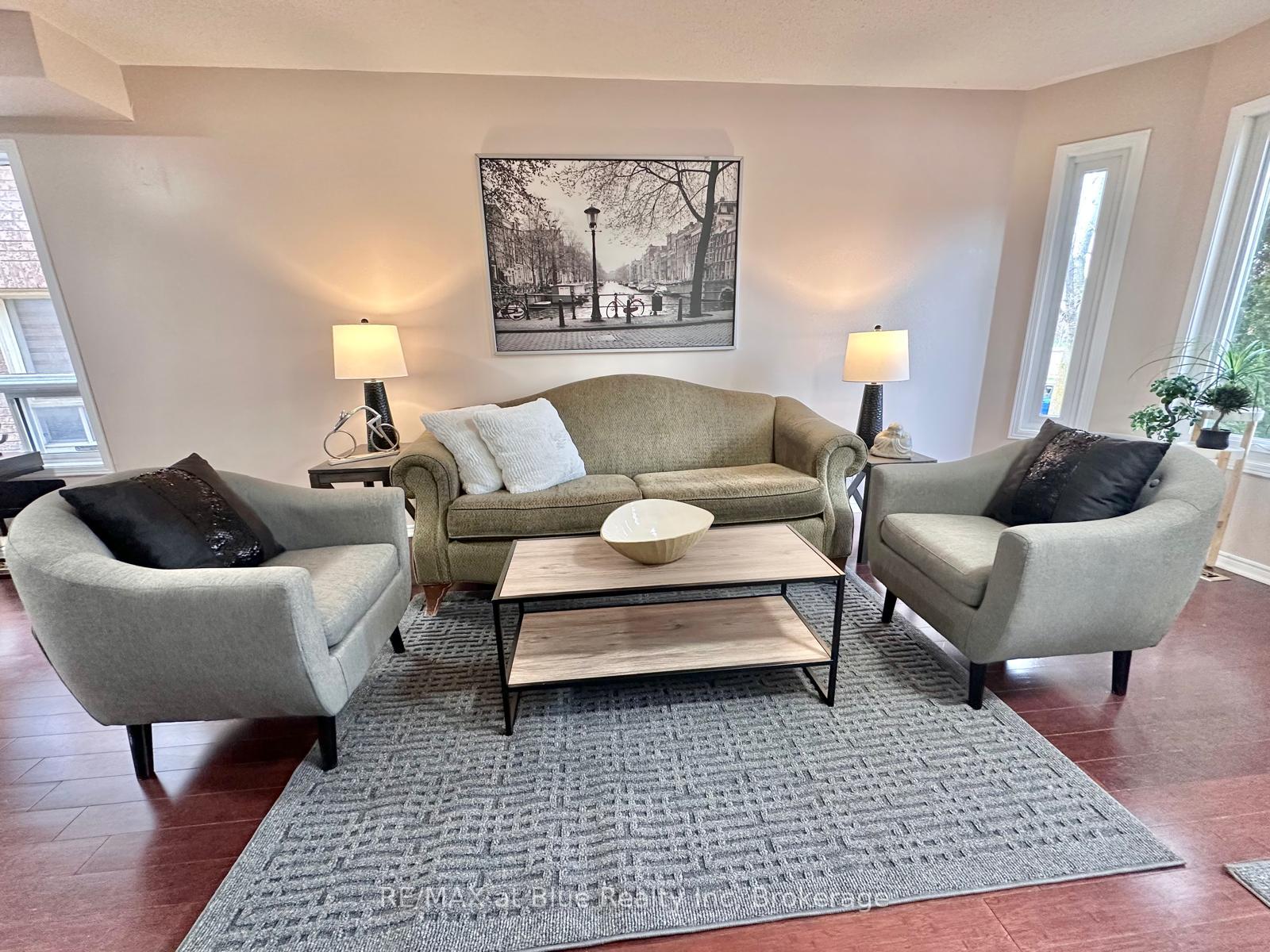 Photo 3 of 192 Lockwood Road, Brampton, Fletcher's West — HOMEH