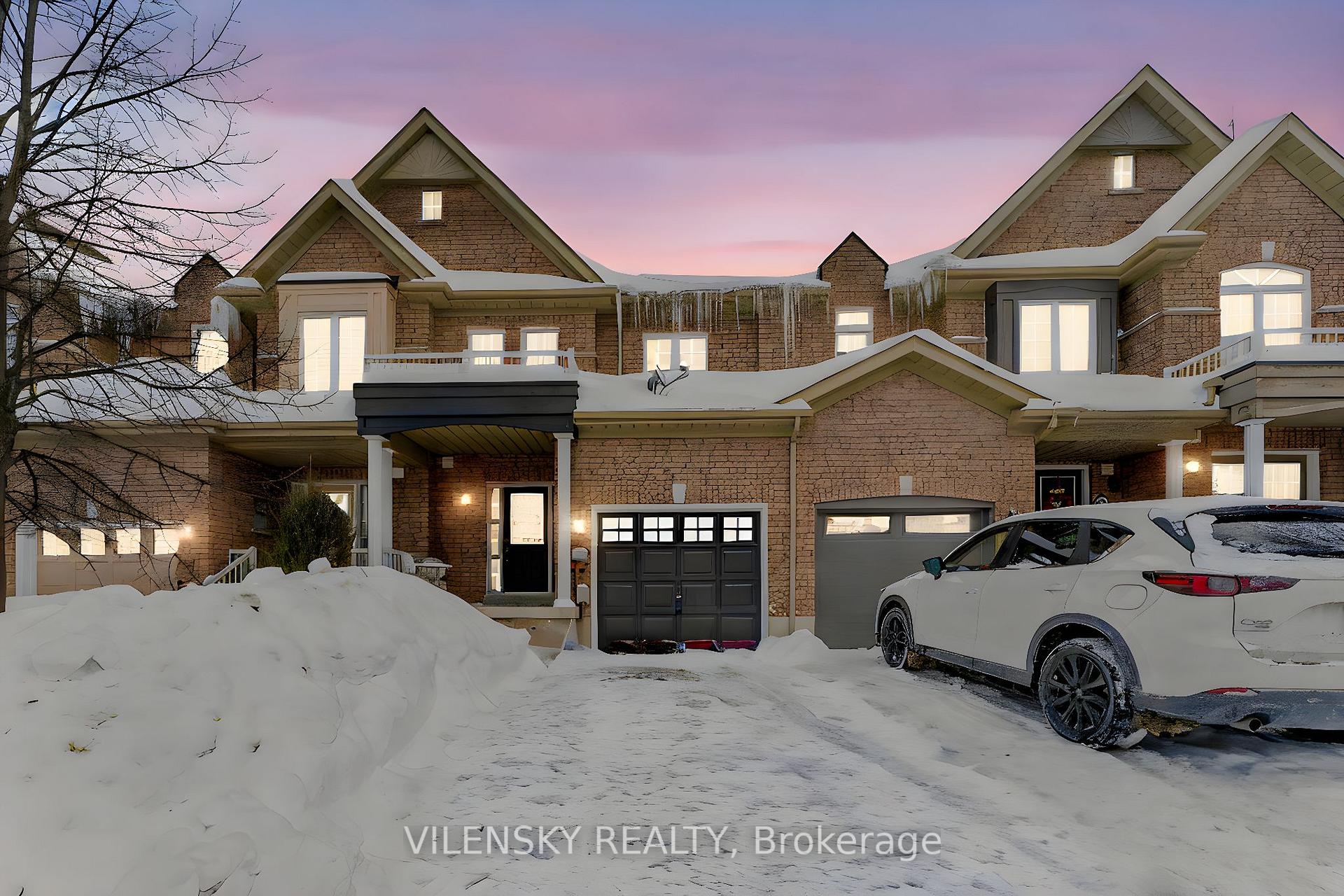 Front of 15 Crestbank Court