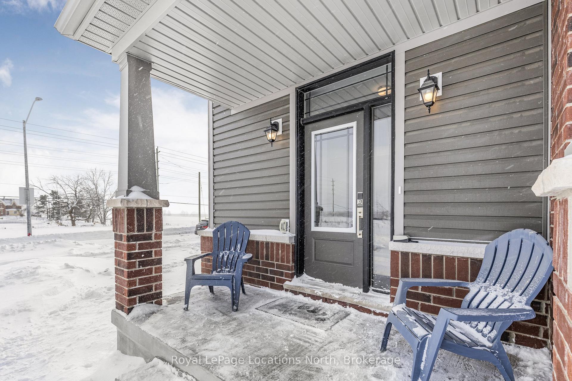 Photo 4 of 55 Milady Crescent, Barrie, Rural Barrie Southeast — HOMEH